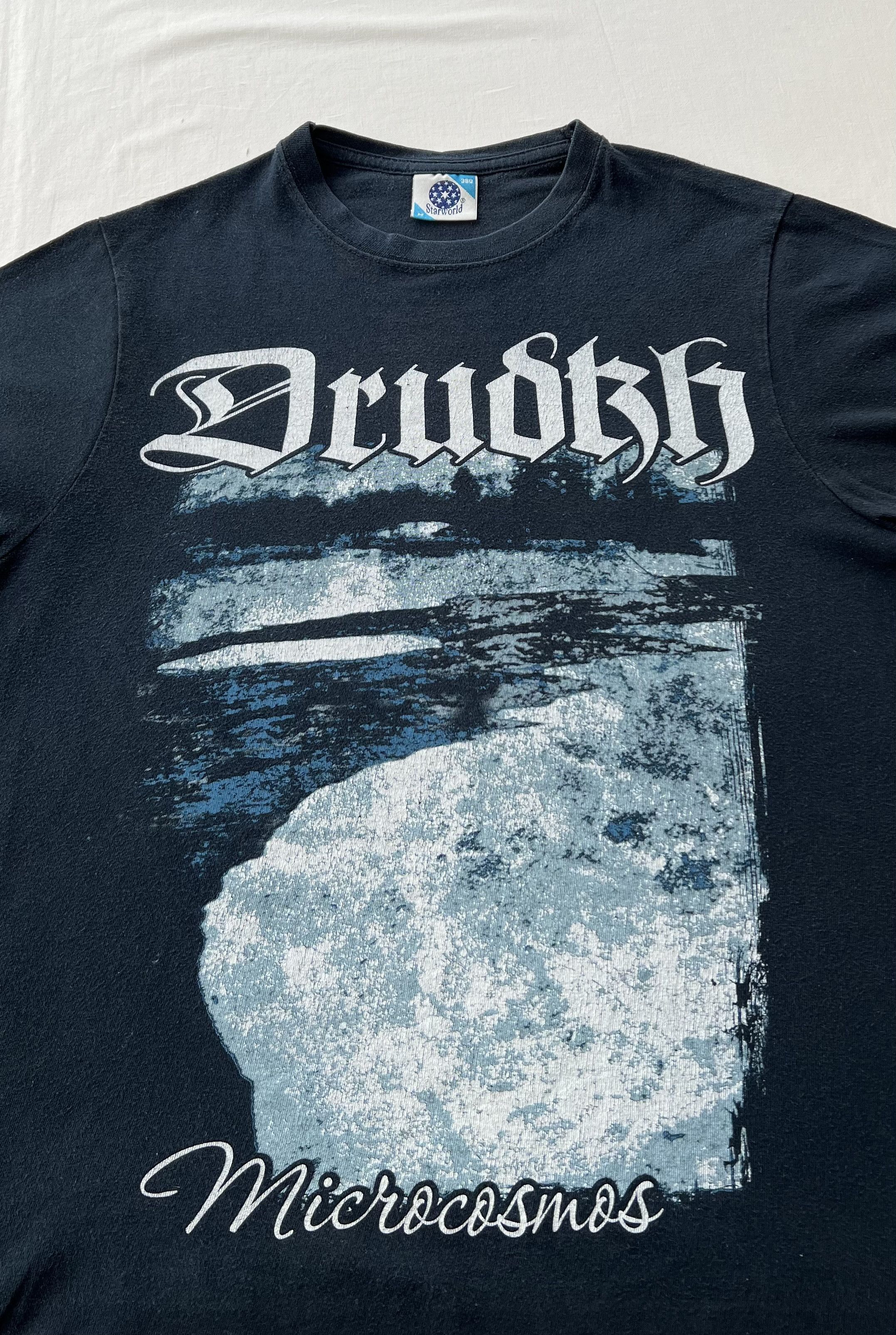 Band Tees Vintage 2000s Drudkh Microcosmos Black Metal Band T-shirt Size US S / EU 44-46 / 1 - 3 Thumbnail