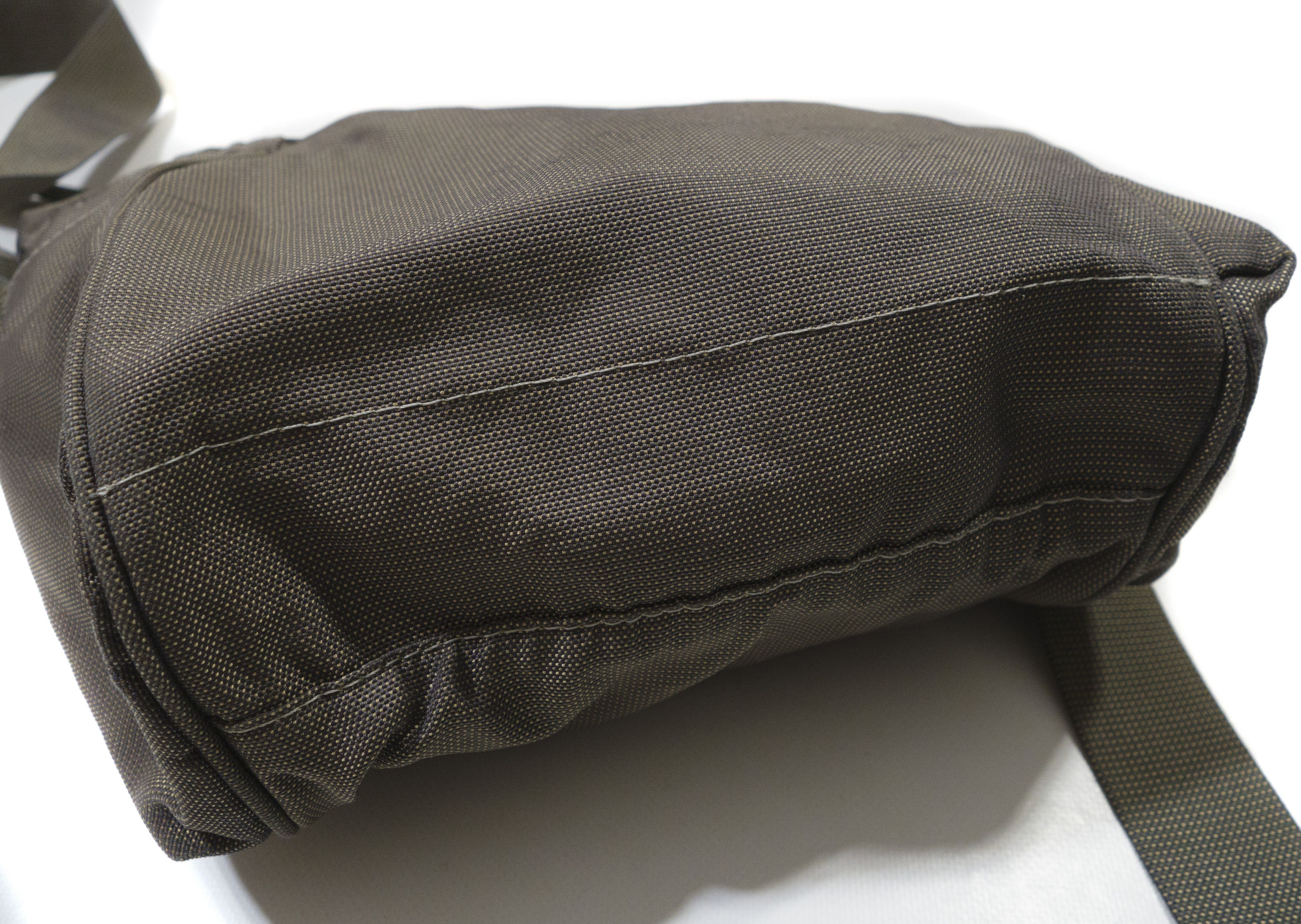 Mandarina Duck 90S MD20 Y2K Messenger Bag Vintage Size ONE SIZE - 4 Thumbnail