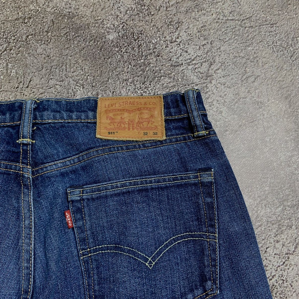 Vintage Vintage 90s Levis Relaxed Fit Faded Blue Jeans Grunge 32 Size US 32 / EU 48 - 6 Thumbnail