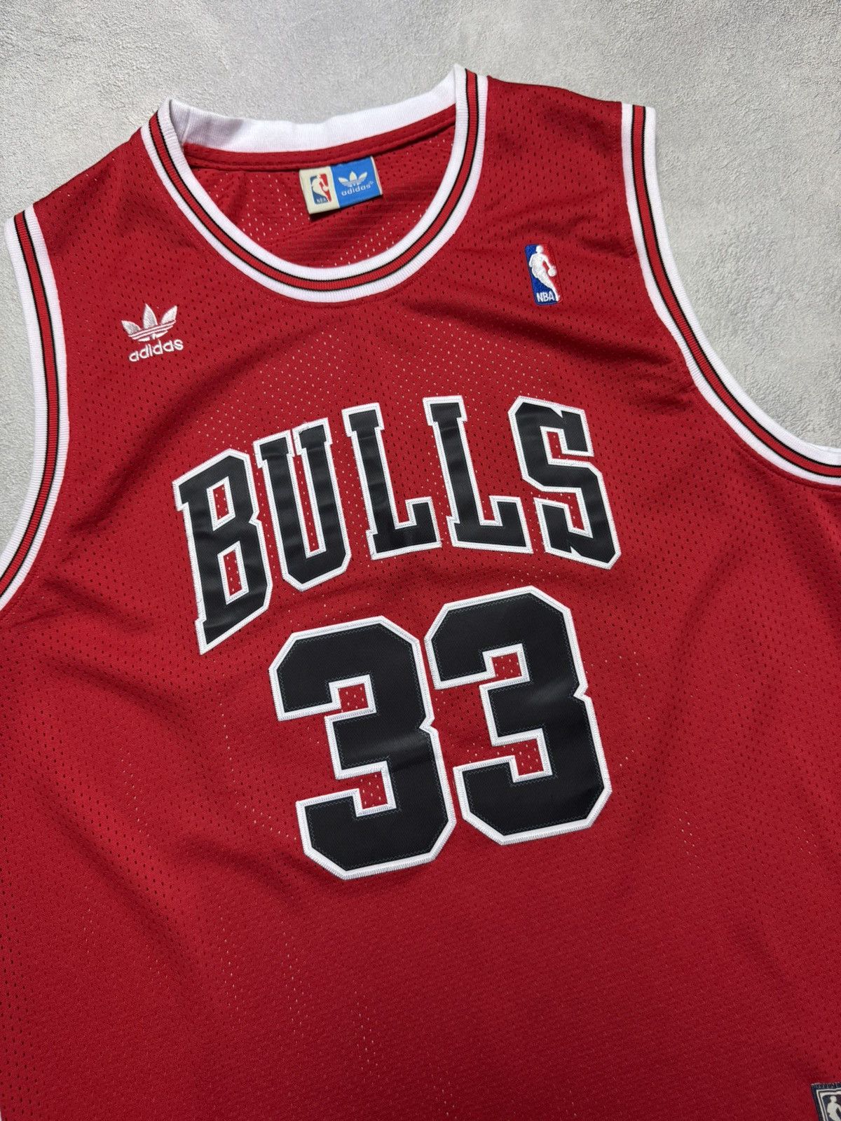Adidas Chicago Bulls Scottie Pippen #33 Hardwood Classics Jersey Size US XXL / EU 58 / 5 - 3 Thumbnail