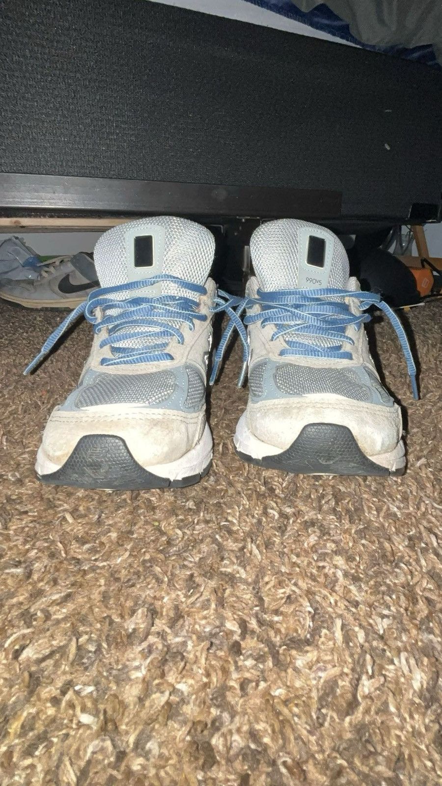 image of New Balance 990V5 Shoes in Grey, Women's (Size 8.5)