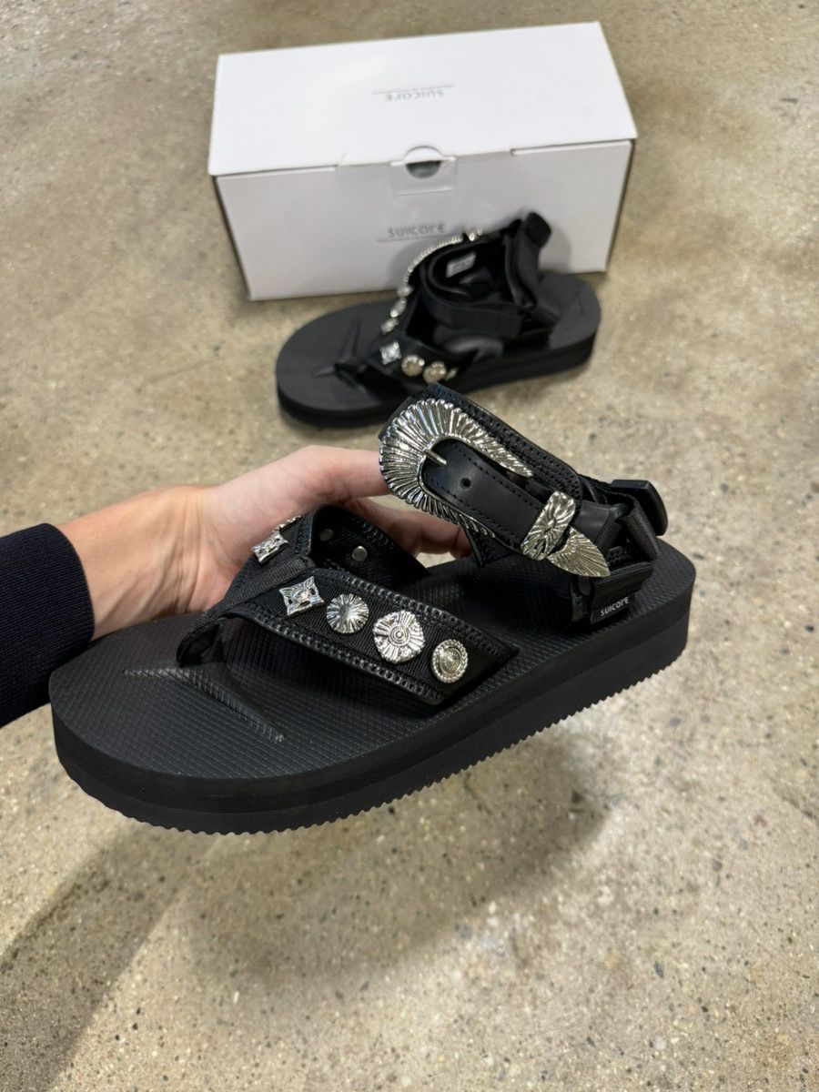 TOGA 引き込ん ARCHIVES x SUICOKE Slider Sandal 