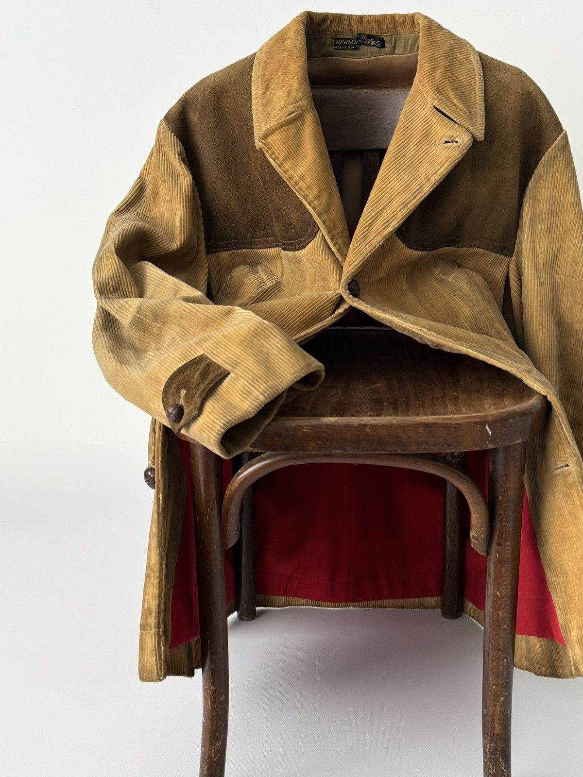 Vintage Vintage 1950s England 'Nonpareil' Hunting Corduroy Coat Size US L / EU 52-54 / 3 - 3 Thumbnail