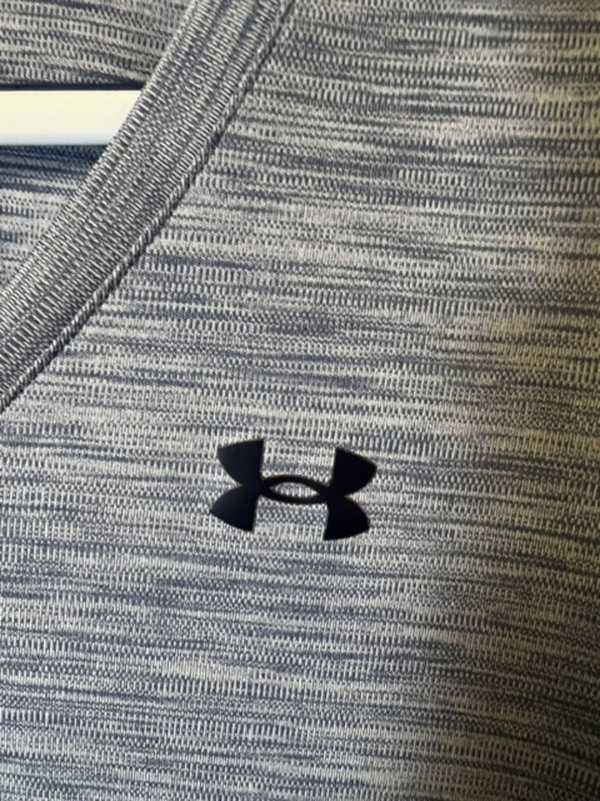 Under Armour UNDER ARMOUR Womans Heat Gear Tech V-Neck Size M / US 6-8 / IT 42-44 - 6 Thumbnail