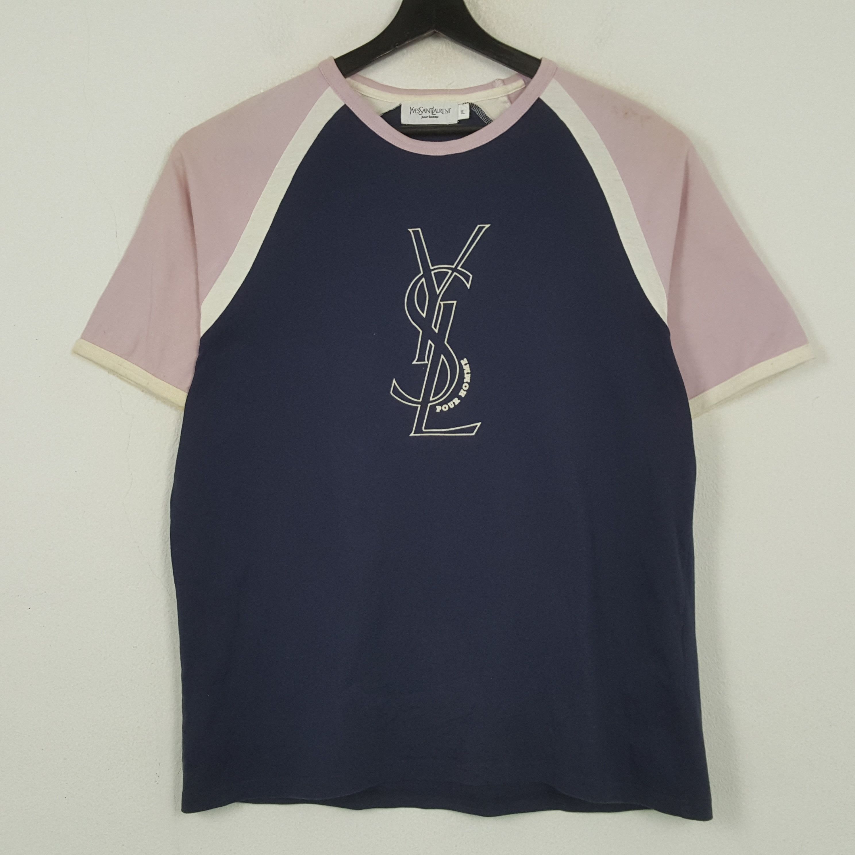 Yves Saint Laurent Yves Saint Laurent Fashion YSL Logo Design Tshirt C294N10 Size US L / EU 52-54 / 3 - 1 Thumbnail