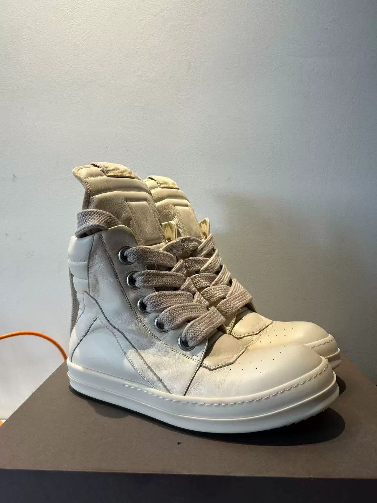 Rick Owens Rick Owens White Hitop Sneakers 42 Men Size US 9 / EU 42 - 1 Thumbnail