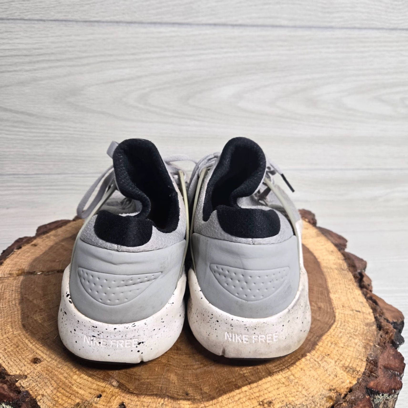 Nike Nike Free Trainer 8 Running Shoes Gray AH9395-001 Low Top Lace Up Adult Men's 13 Size US L / EU 52-54 / 3 - 4 Thumbnail