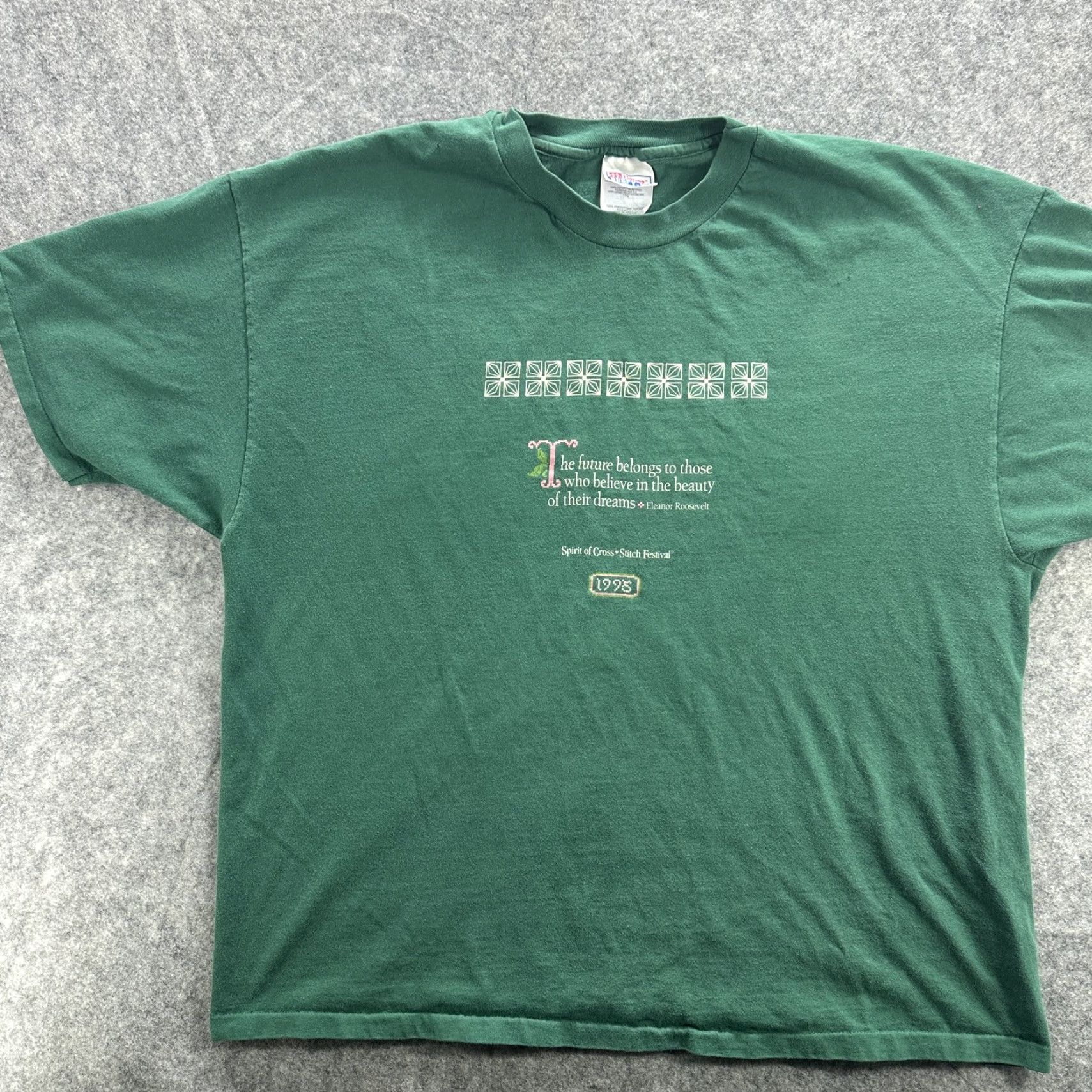 Hanes VINTAGE Hanes Spirit of Cross Stitch Festival Shirt Mens 2XL Green Crew Neck Short Sleeve 1995 90s Quote Size US XXL / EU 58 / 5 - 2 Thumbnail