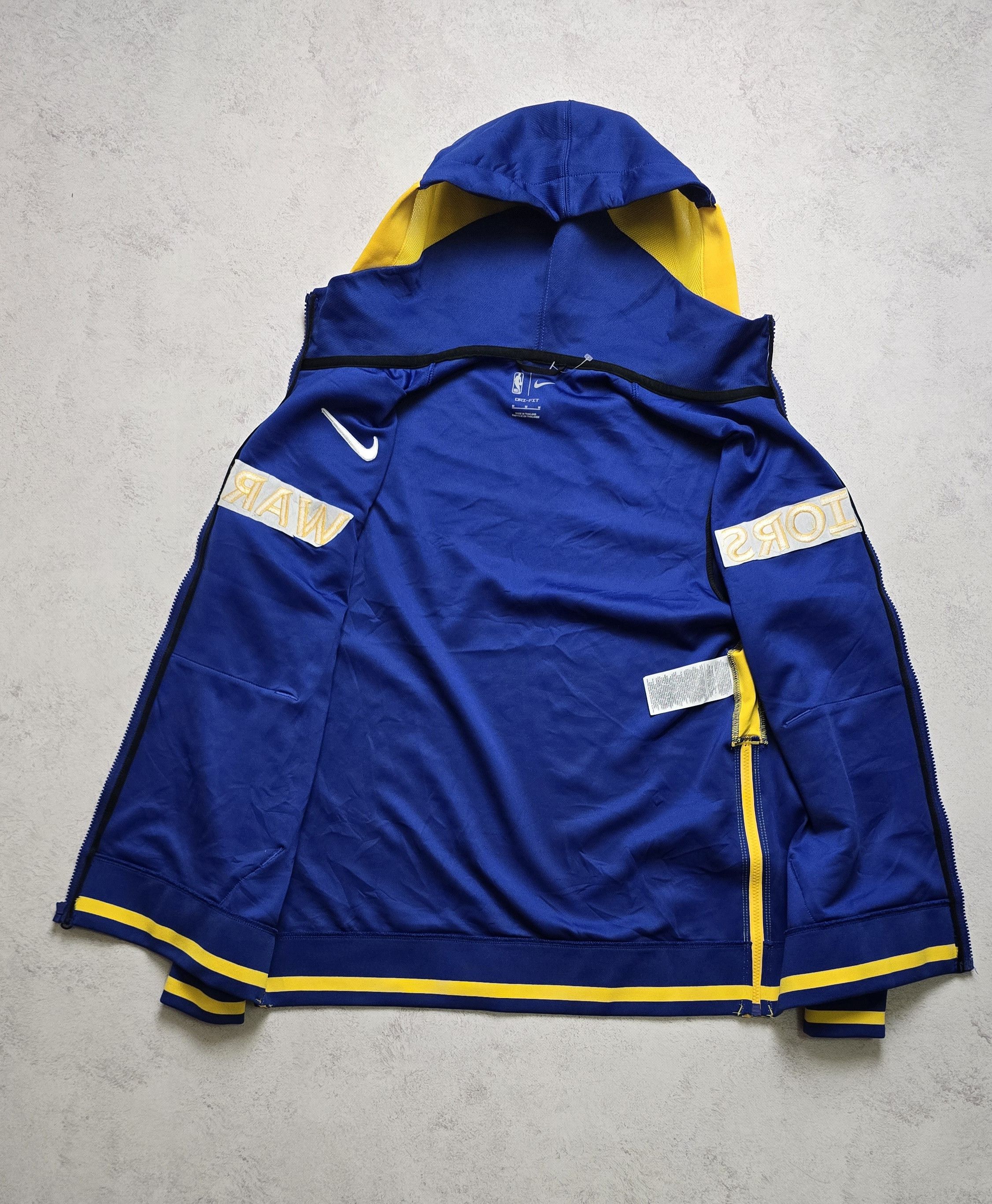 Nike GOLDEN STATE WARRIORS SHOWTIME DRI-FIT NBA FULL-ZIP HOODIE Size US M / EU 48-50 / 2 - 3 Thumbnail