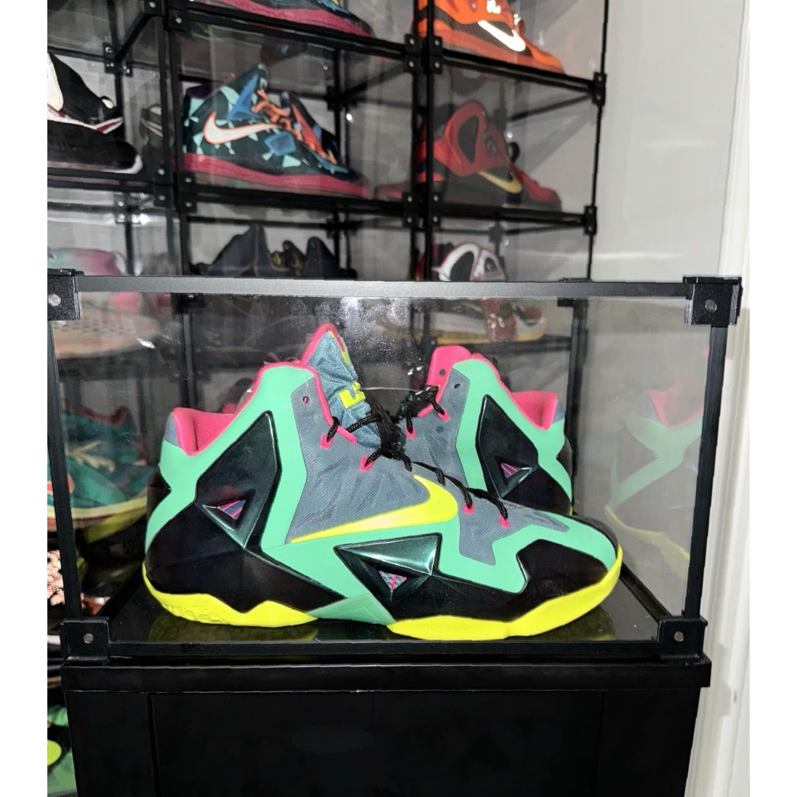 Nike Nike LeBron 11 T Rex PE Promo Sample Size 10.5 Men Sneaker Multicolor RARE Size US 11 / EU 44 - 5 Thumbnail
