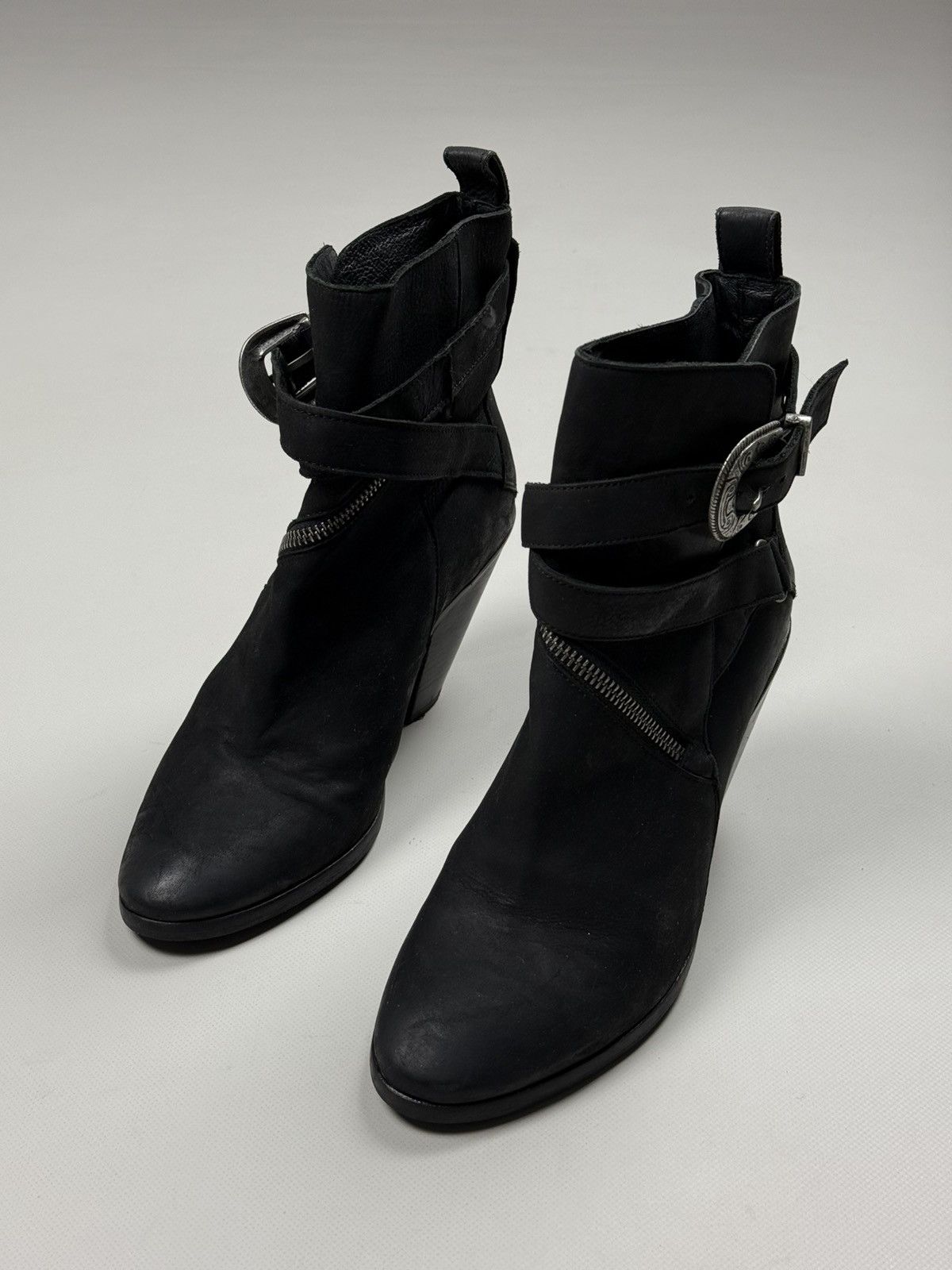 Allsaints Allsaints Ladies Avant-Garde Heeled Ankle Boots Shoes Size US 9 / IT 39 - 11 Thumbnail