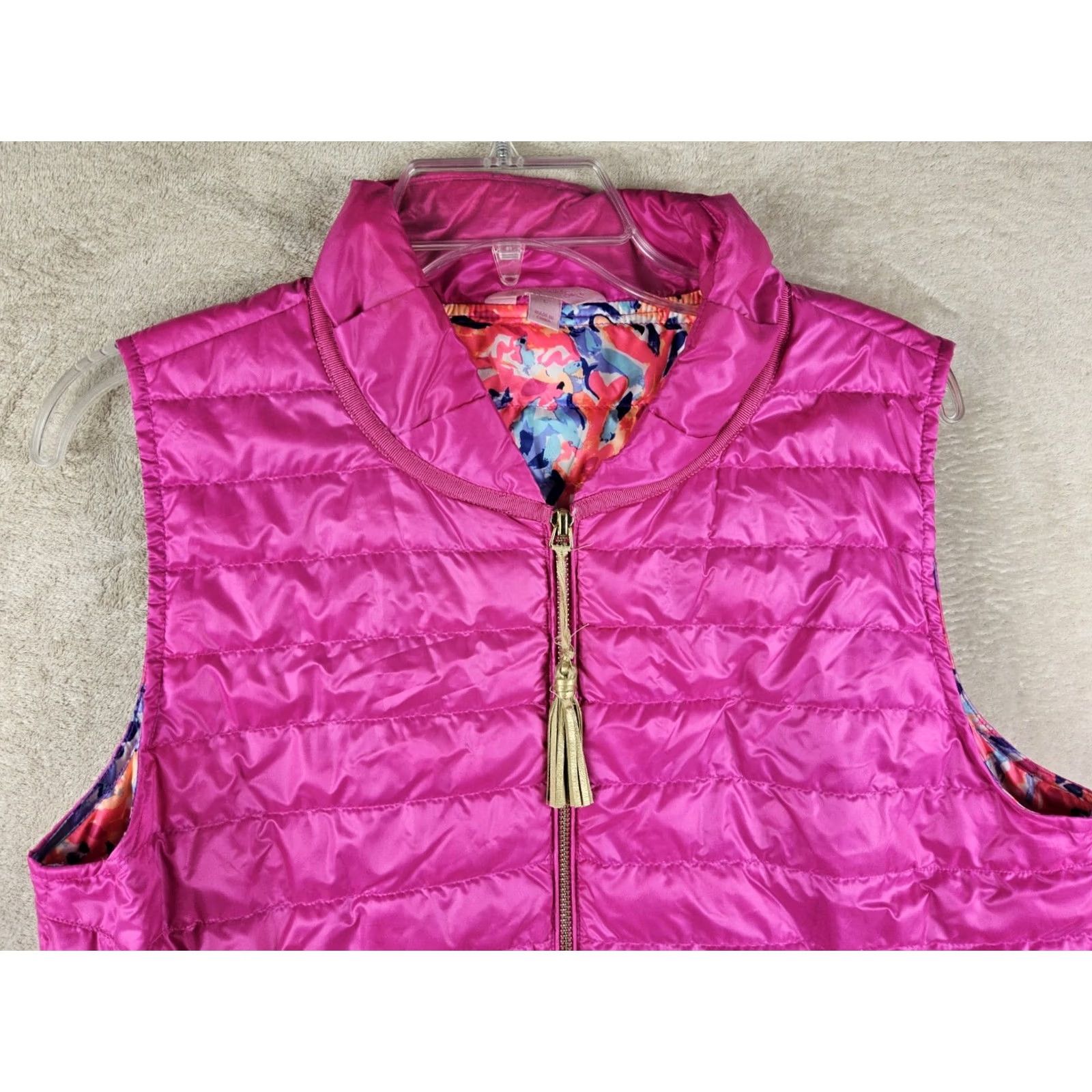 Lilly Pulitzer Lilly Pulitzer Women's Quilted Sleeveless Down Puffer Vest Pink L Size L / US 10 / IT 46 - 2 Thumbnail