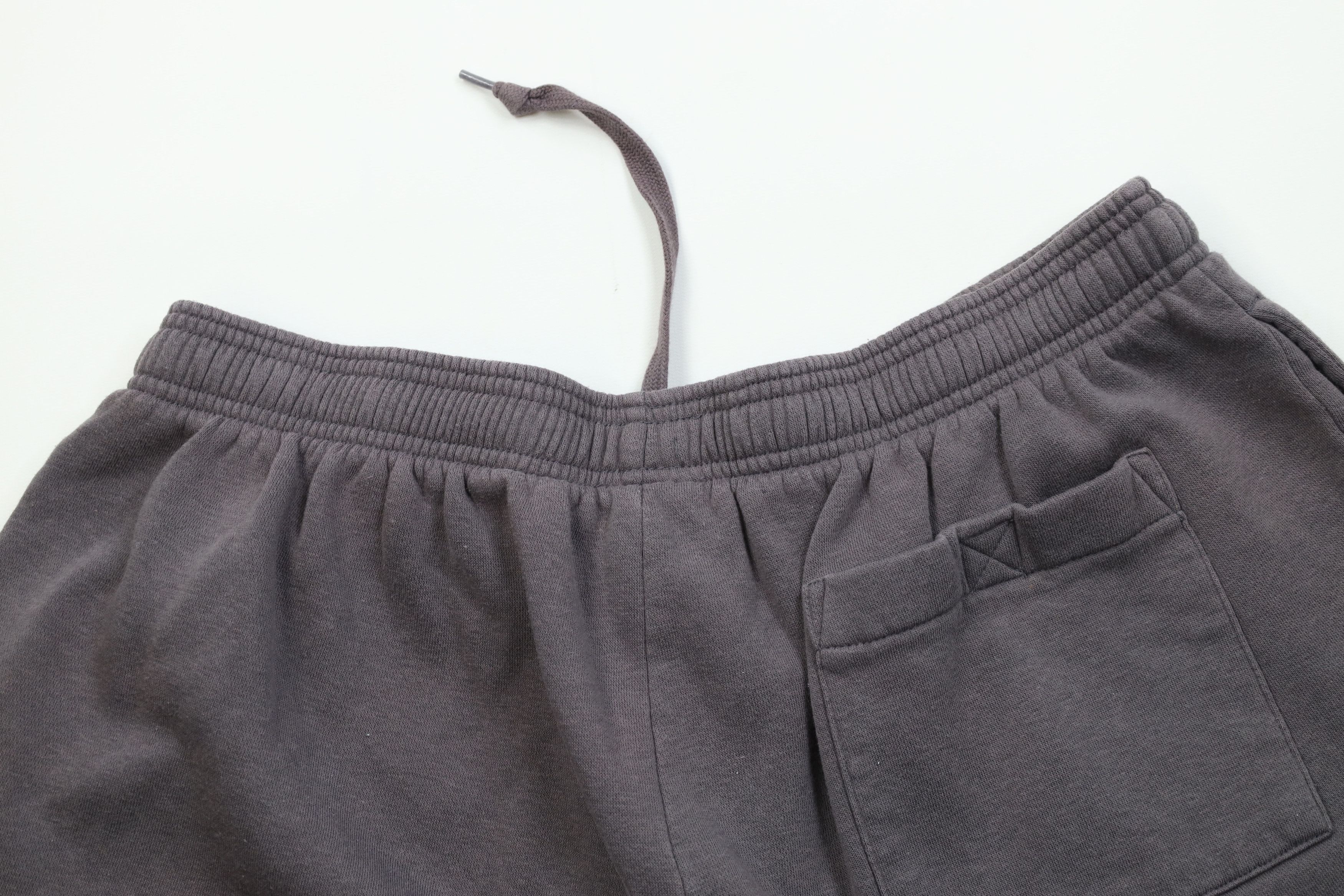 Vintage Vintage 90s Streetwear Above Knee Sweatpants Shorts Gray Size US 36 / EU 52 - 11 Thumbnail