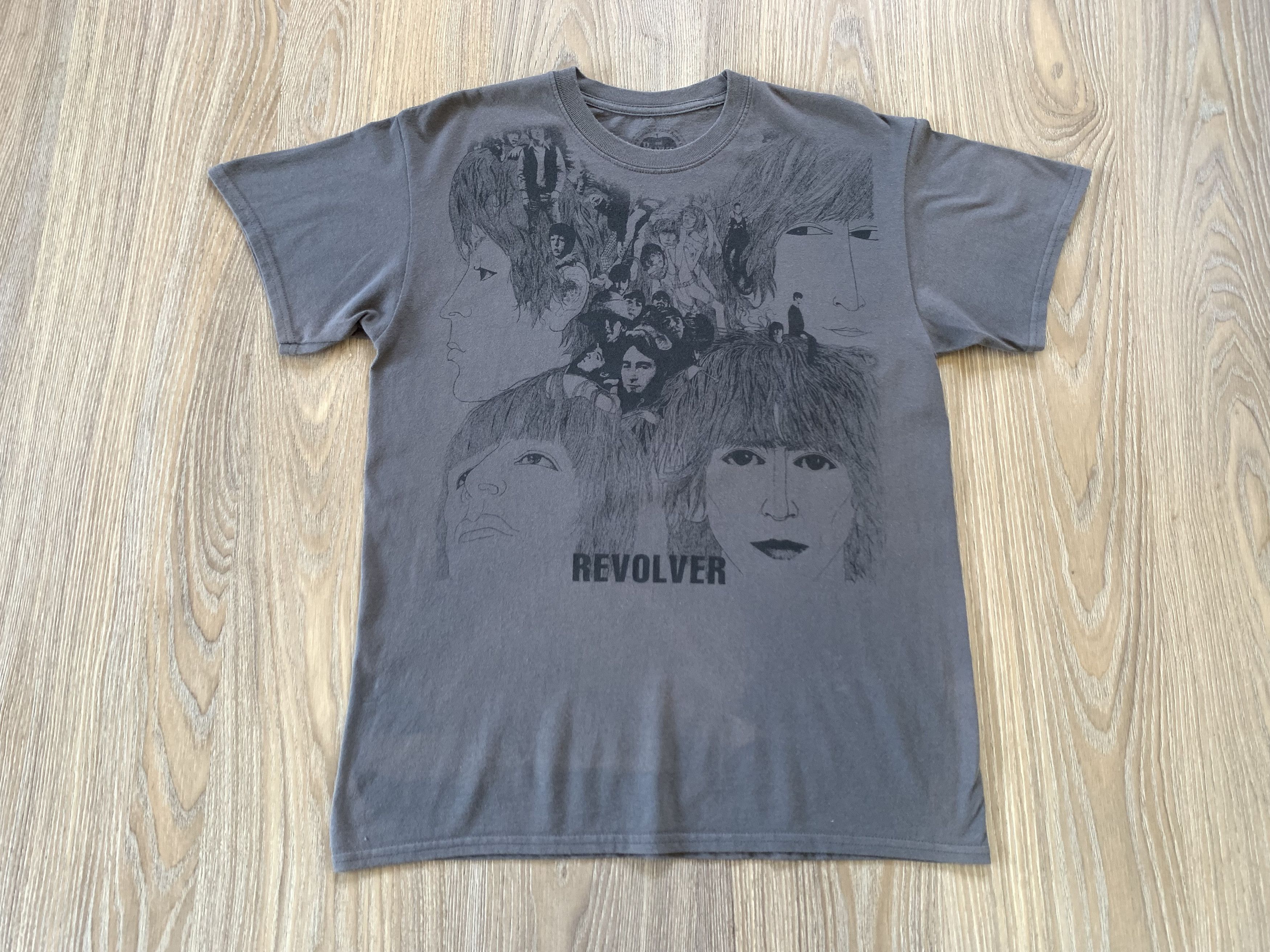 Band Tees The Beatles Revolver T-Shirt Size US M / EU 48-50 / 2 - 3 Thumbnail