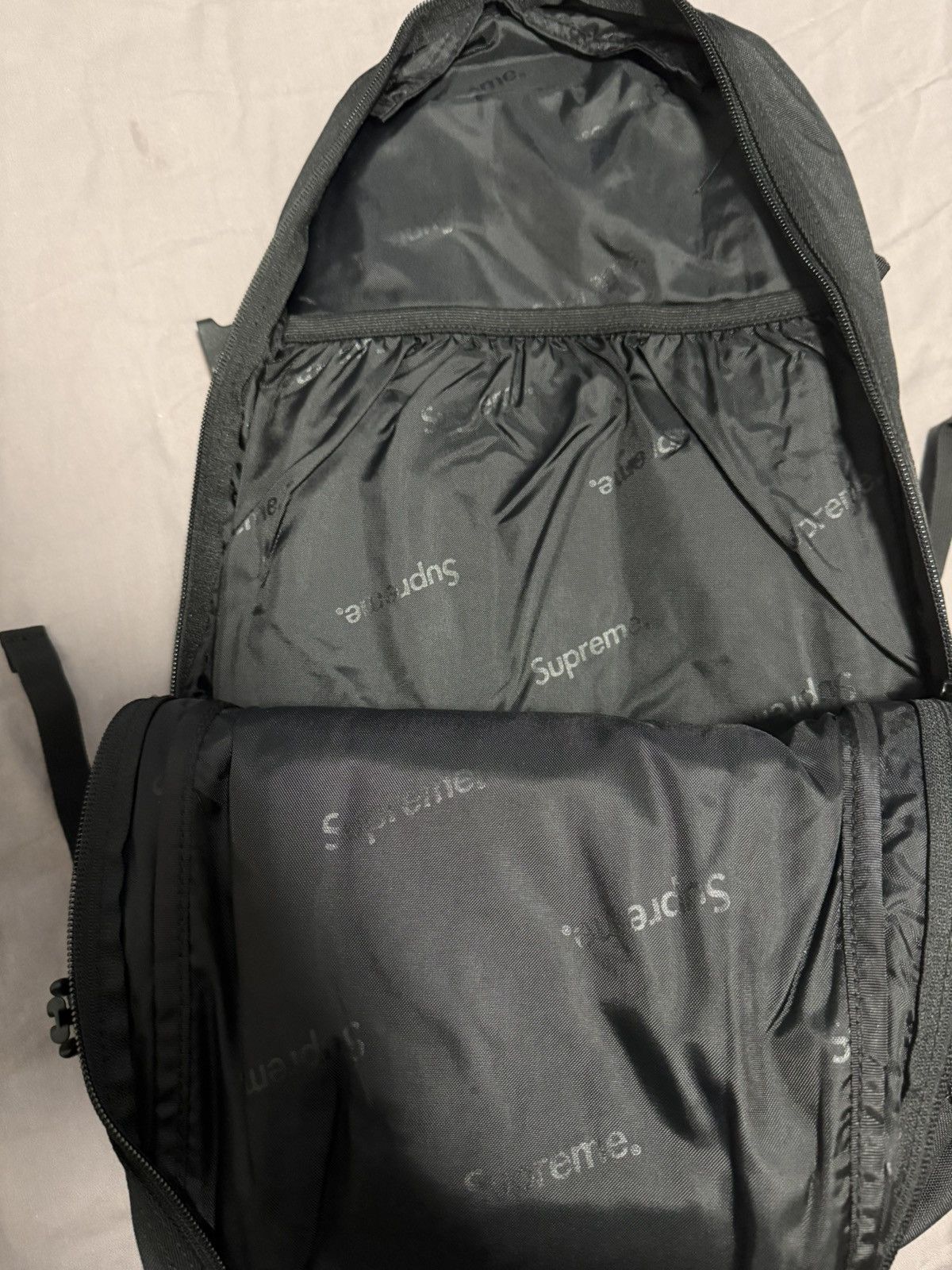 Supreme Supreme 20ss ss20 black backpack black Size ONE SIZE - 5 Thumbnail