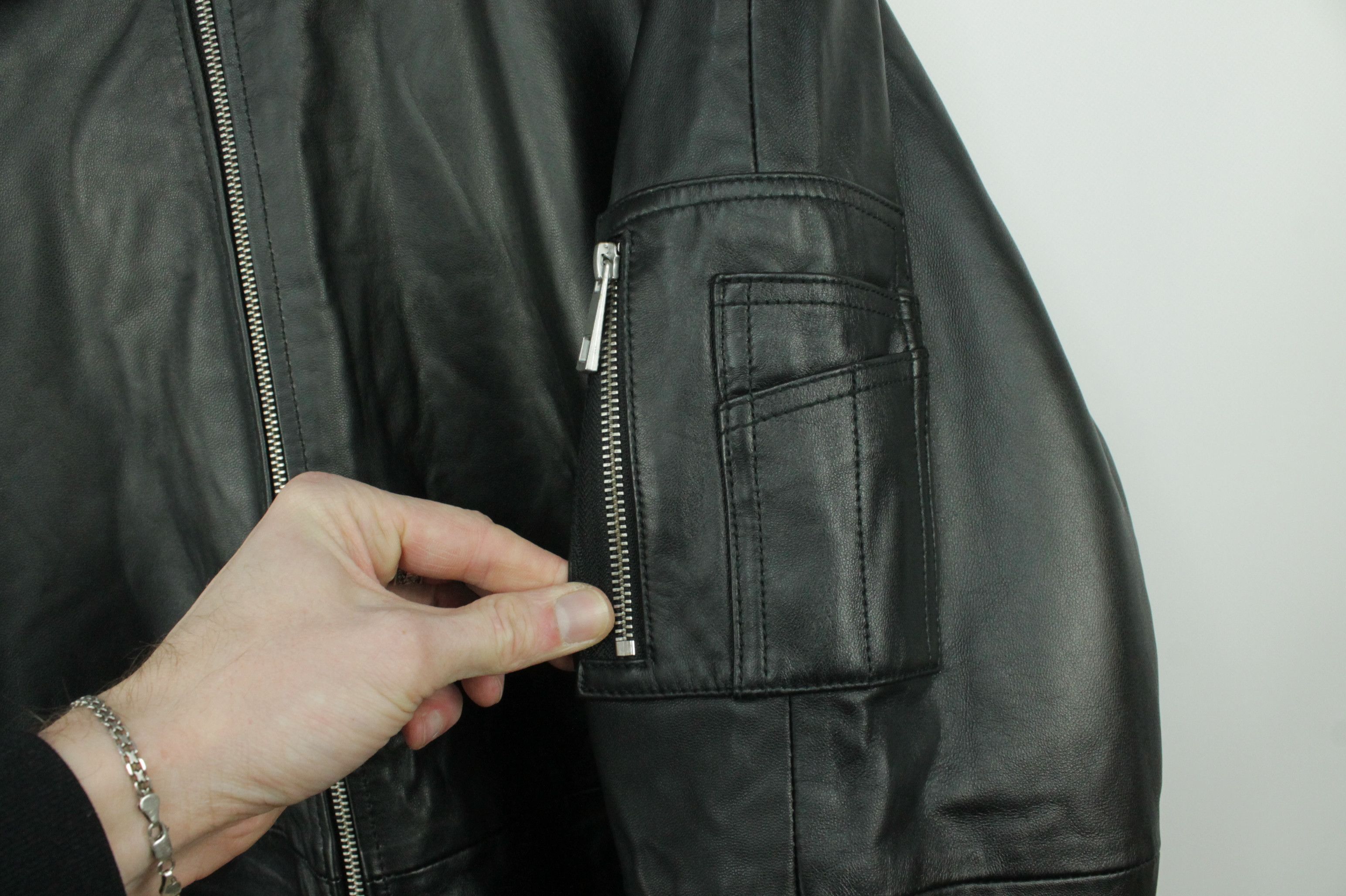 Asos Asos Oversized Black Leather Bomber Jacket Size US L / EU 52-54 / 3 - 9 Thumbnail