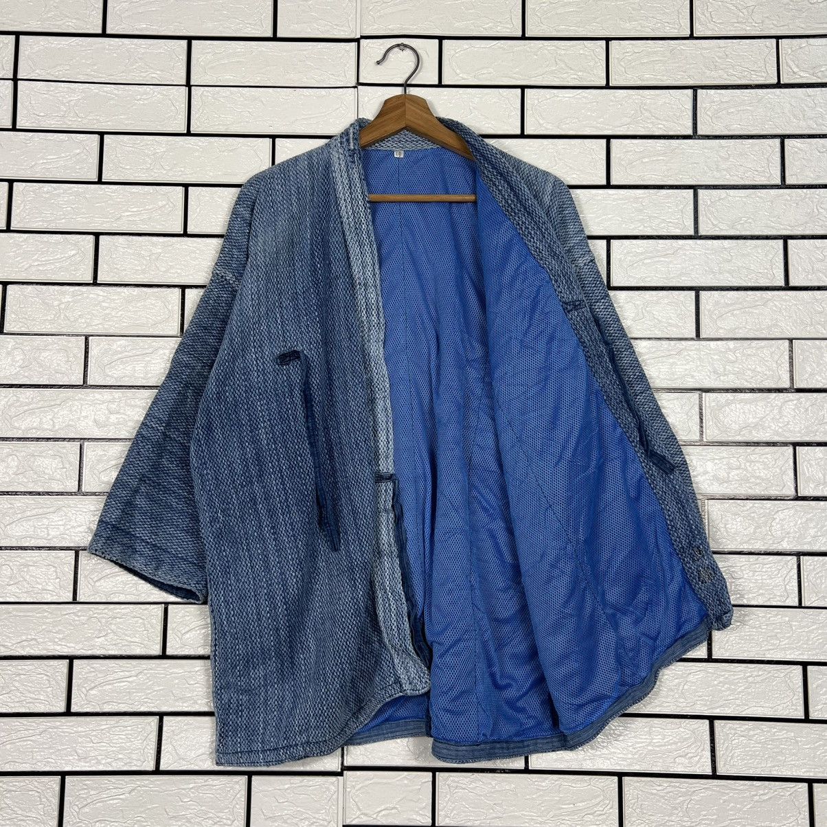 Vintage Japan Indigo Faded Blue Sashiko Thick Weave Kimono 4148-C189 Size US L / EU 52-54 / 3 - 9 Thumbnail
