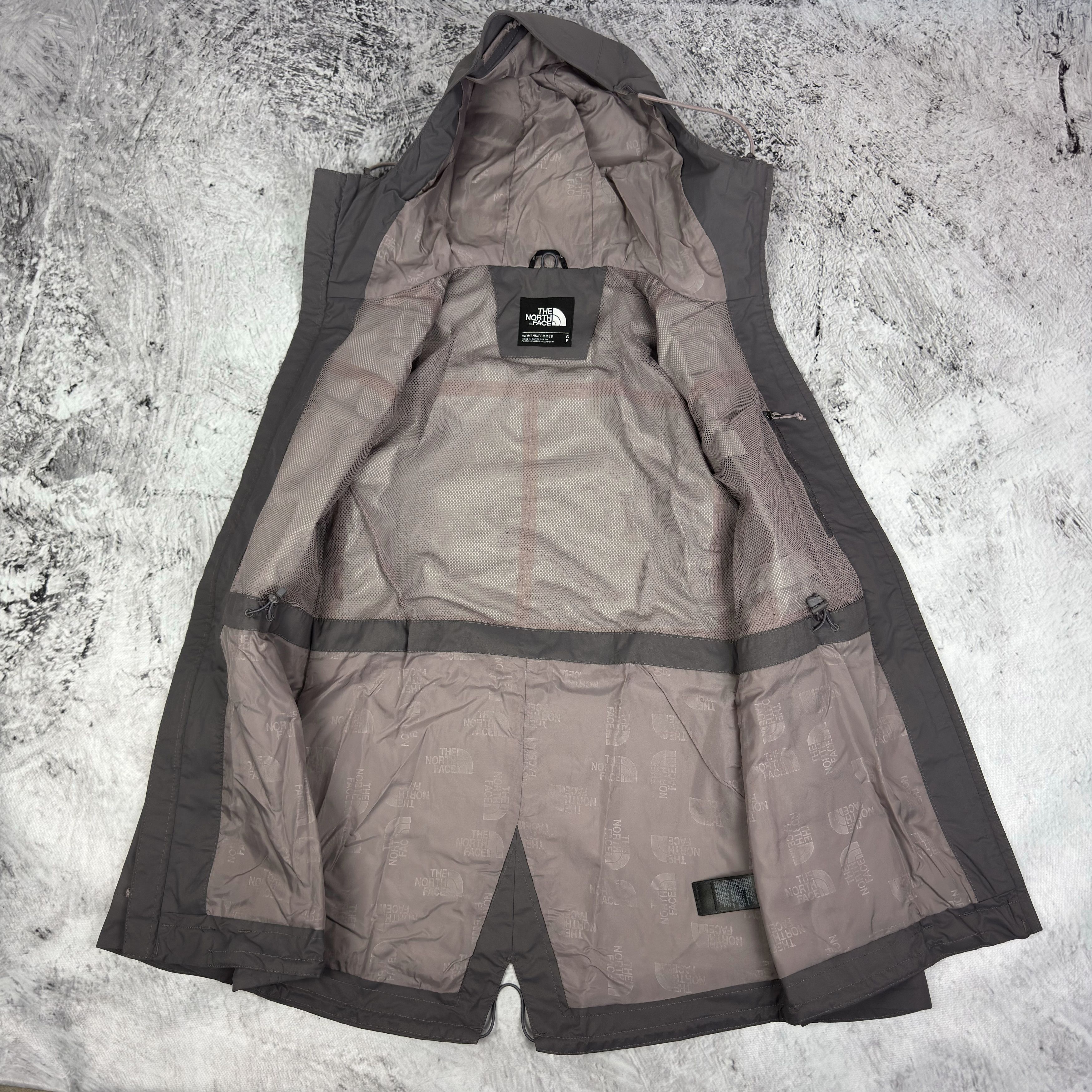 The North Face Dryvent Women's Full Zip Windbreaker Jacket