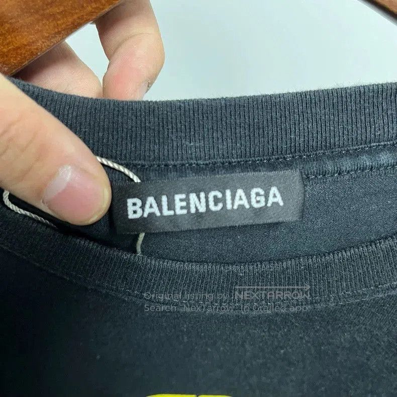 Balenciaga Balenciaga Lock Buckle Short Sleeve Tee. Size US S / EU 44-46 / 1 - 3 Thumbnail