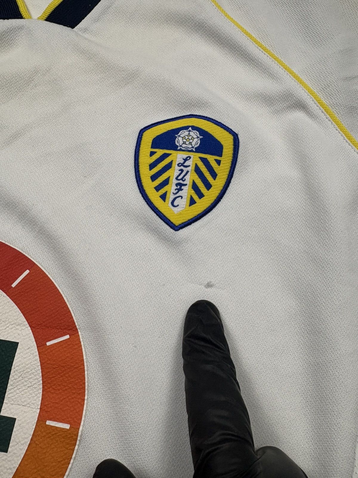 Vintage Vintage Leeds United Douglas #4 2006/07 Home Football Jersey Size US XL / EU 56 / 4 - 8 Thumbnail
