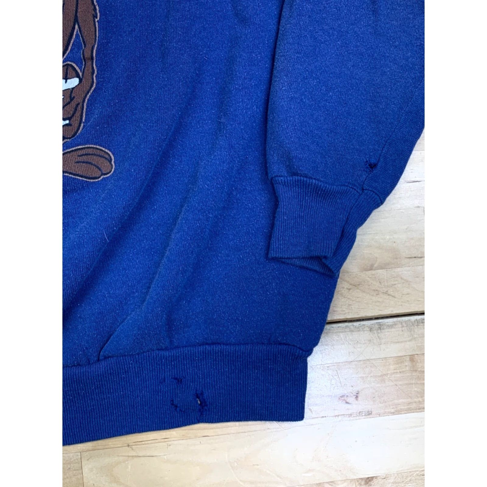 Vintage VINTAGE 1966 Utah Utes Sweatshirt Mens L Blue Football 60s Taz Warner Bros College University Sports Pullover Crewneck Size US L / EU 52-54 / 3 - 3 Thumbnail