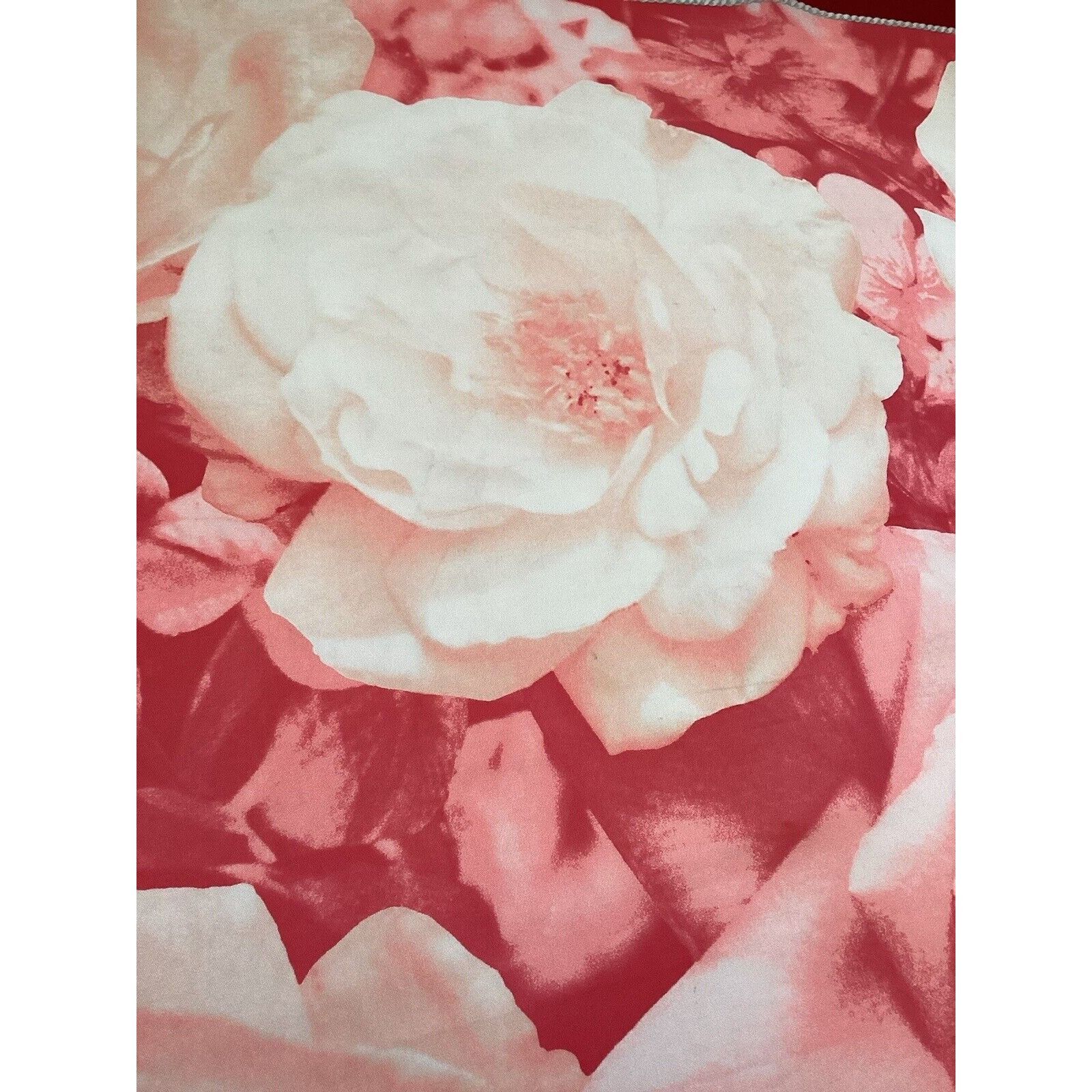 Ferre FERRE Red Floral Silk Scarf Made In Italy 34.5" - 33´´ EX CO Size ONE SIZE - 3 Thumbnail