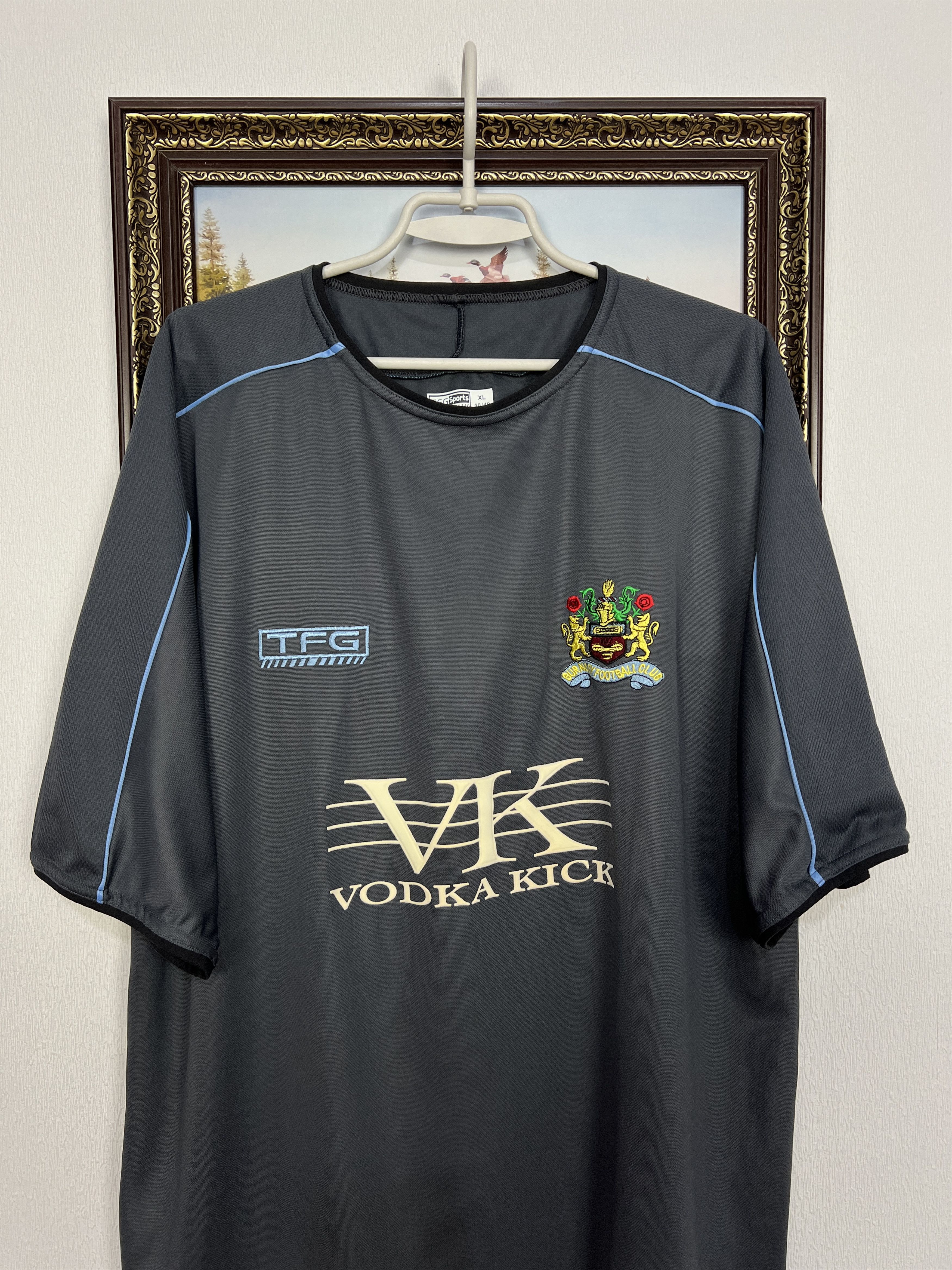Vintage Burnley Away football shirt Soccer Jersey Trikot TFG Rare Size US XL / EU 56 / 4 - 2 Thumbnail