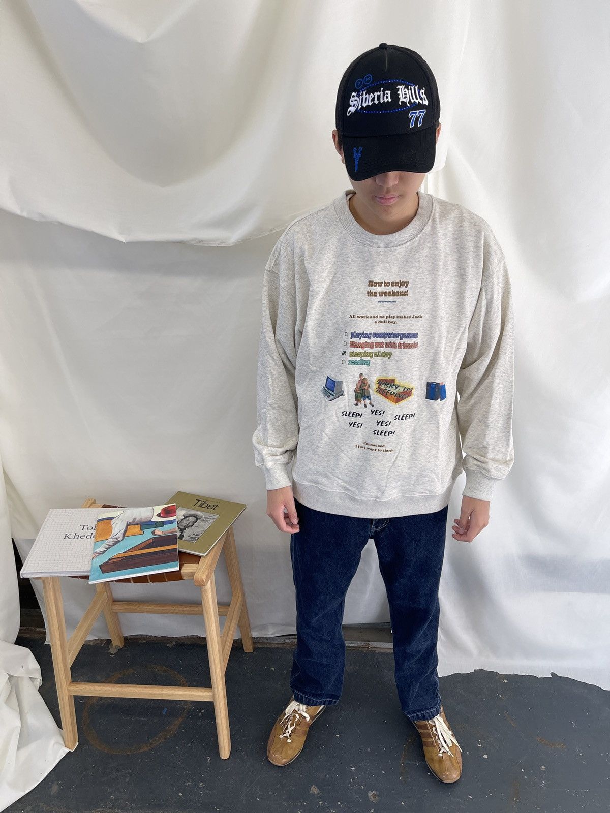 Japanese Brand × Vintage STEAL! Y2K Japanese Sleeping All Day Sweatshirt Size US L / EU 52-54 / 3 - 1 Thumbnail