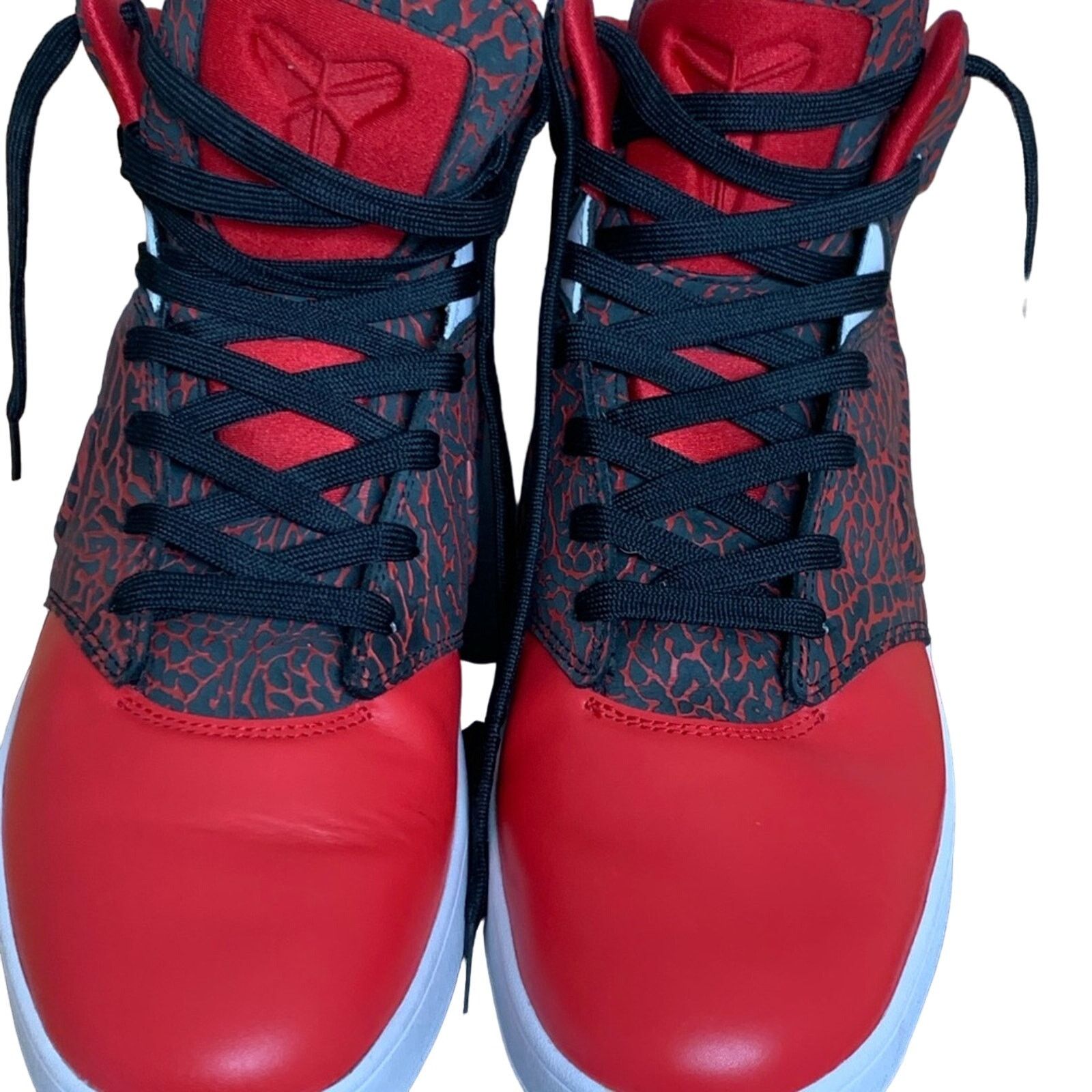 Nike NIKE KOBE 9 LIFESTYLE UNIVERSITY RED CEMENT 2014 LIKE NEW Size US 11 / EU 44 - 9 Thumbnail