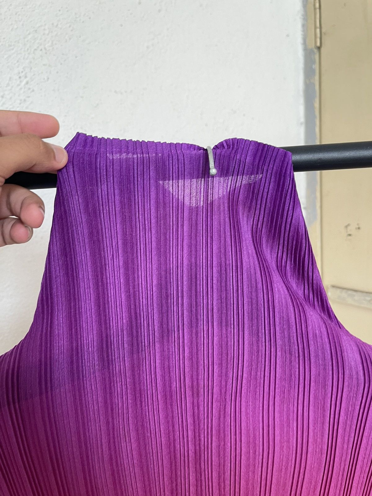 Pleats Please Issey Miyake Pleats Please Issey Miyake High Neck Gradient Longsleeve Size ONE SIZE - 5 Thumbnail