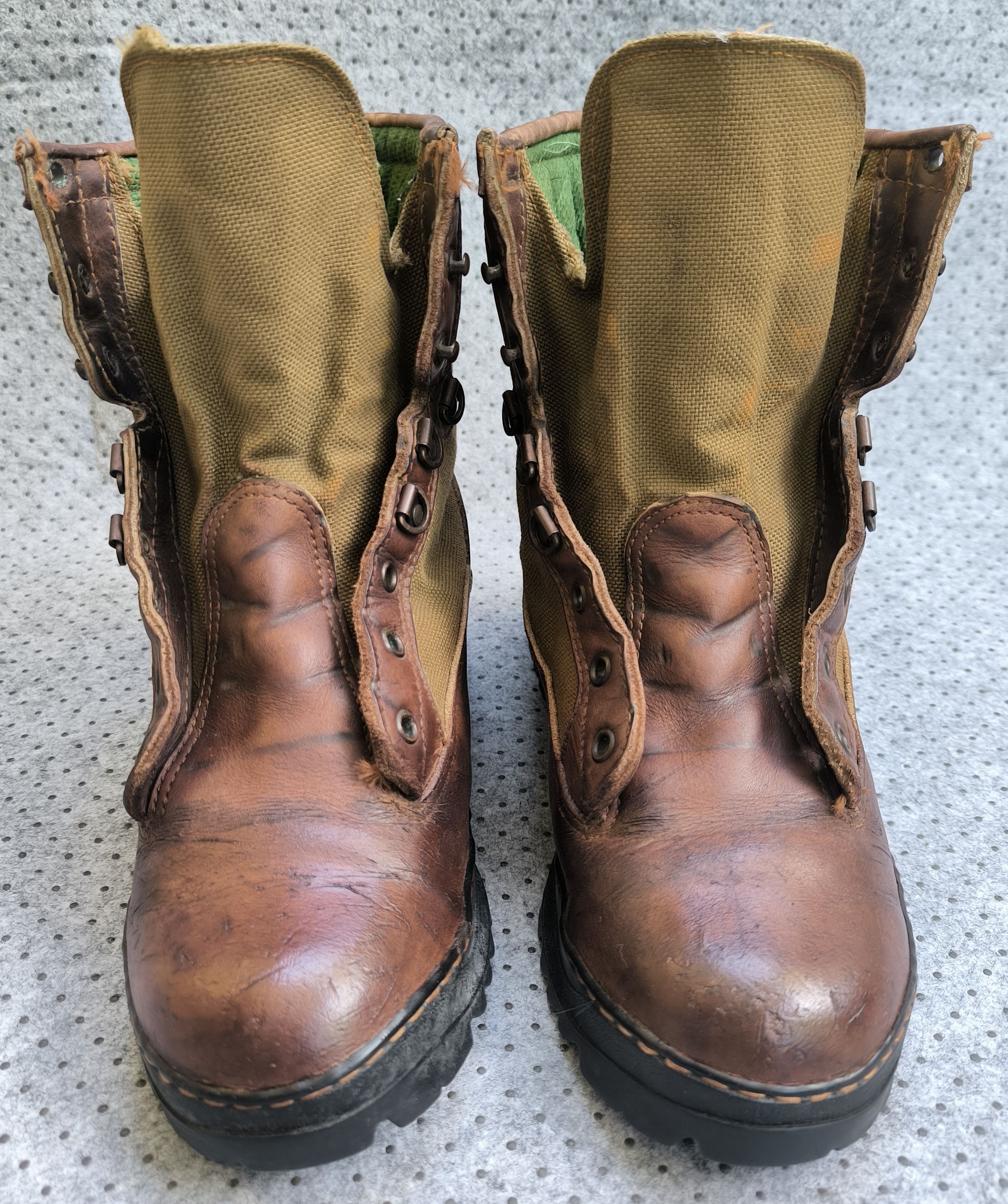 Danner Vintage 90's DANNER GLACIER GORE-TEX hiking boot Size US 9 / EU 42 - 4 Thumbnail