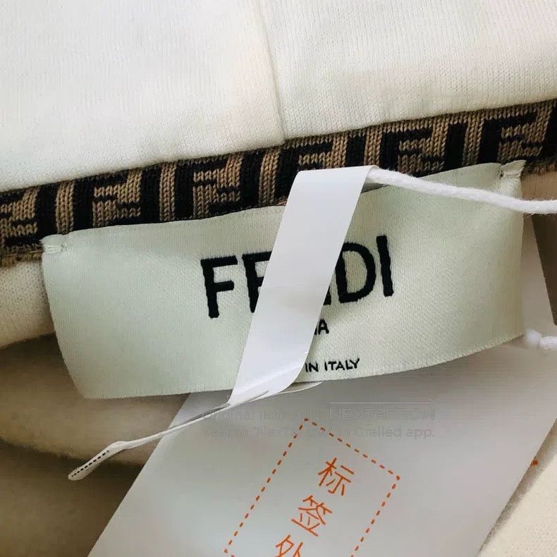 Fendi Fendi Velvet Big Logo Hoodie Size S / US 4 / IT 40 - 3 Thumbnail