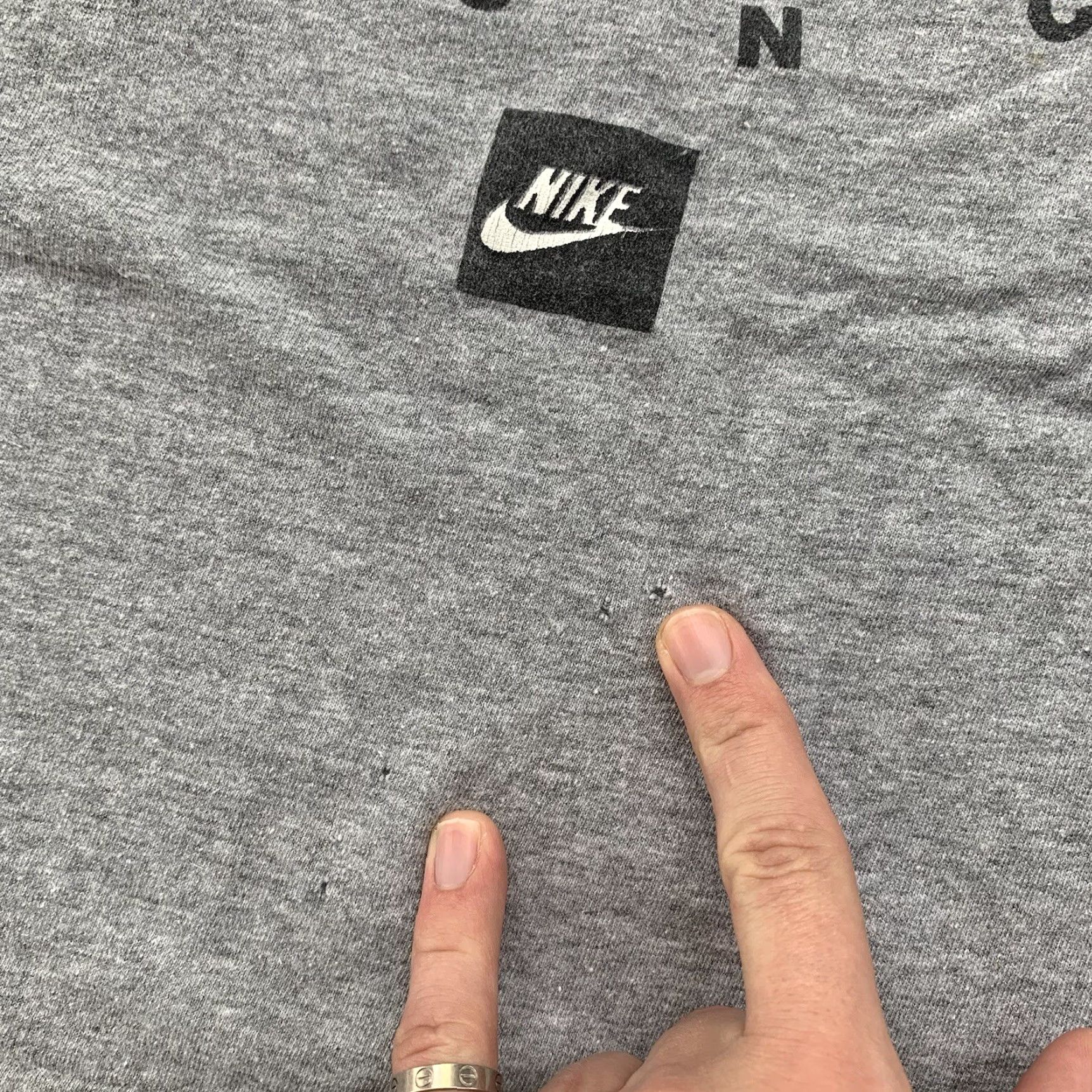 Nike VINTAGE Nike Air 180 T-Shirt L Gray Crew Neck Short Sleeve Graphic Print 90s Space Mens Size US L / EU 52-54 / 3 - 5 Thumbnail