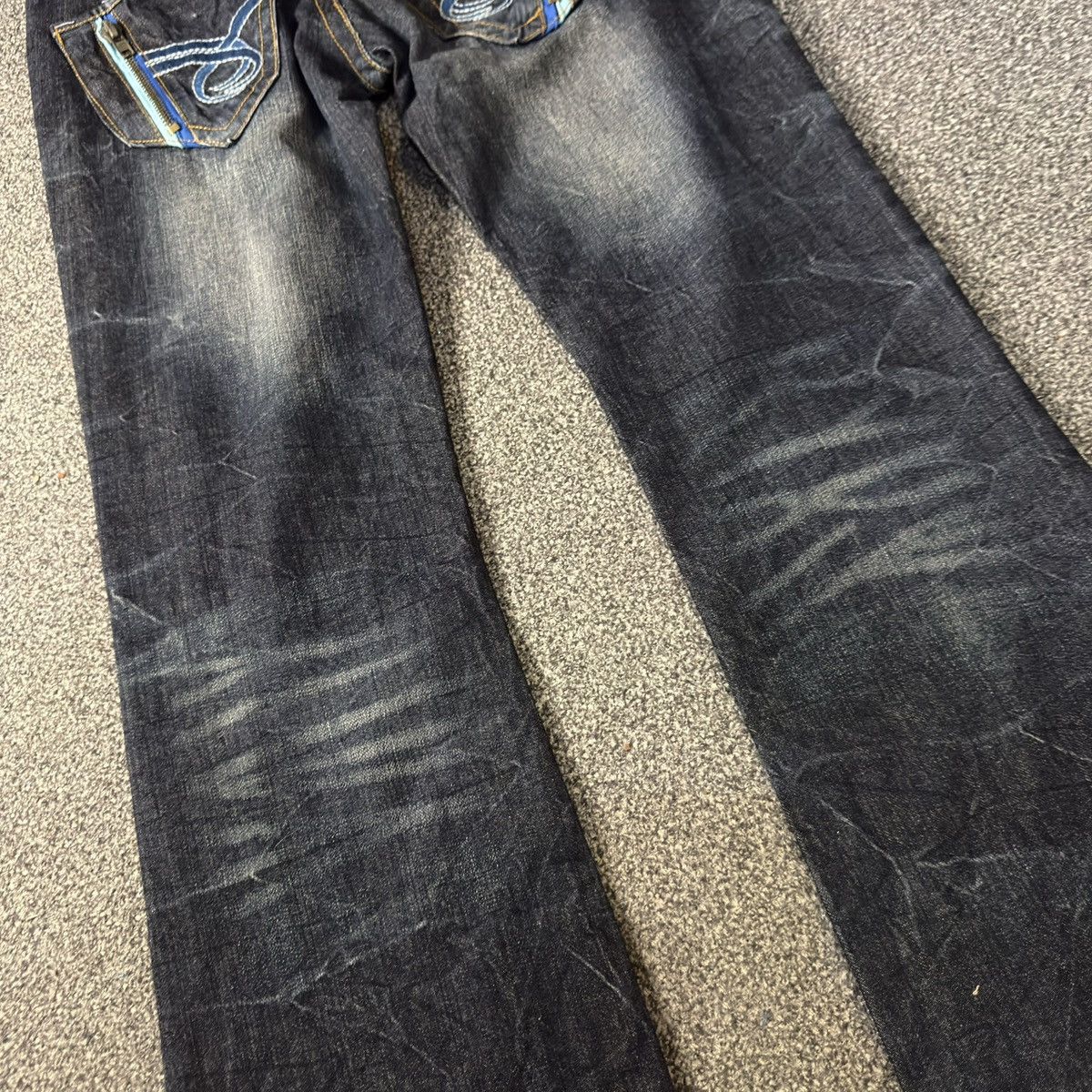 Le Grande Bleu (L.G.B.) 🇯🇵 Flared Affliction Distressed Whisker Embroidered Wings Size US 32 / EU 48 - 14 Thumbnail