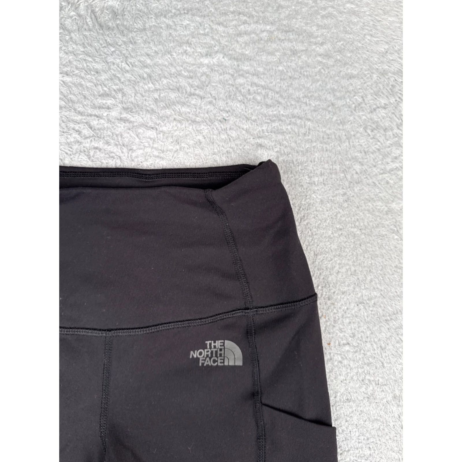 The North Face The North Face Womens Shorts Small Black Nylon Blend Flashdry Activewear Gym Pockets Size 28" / US 6 / IT 42 - 5 Thumbnail