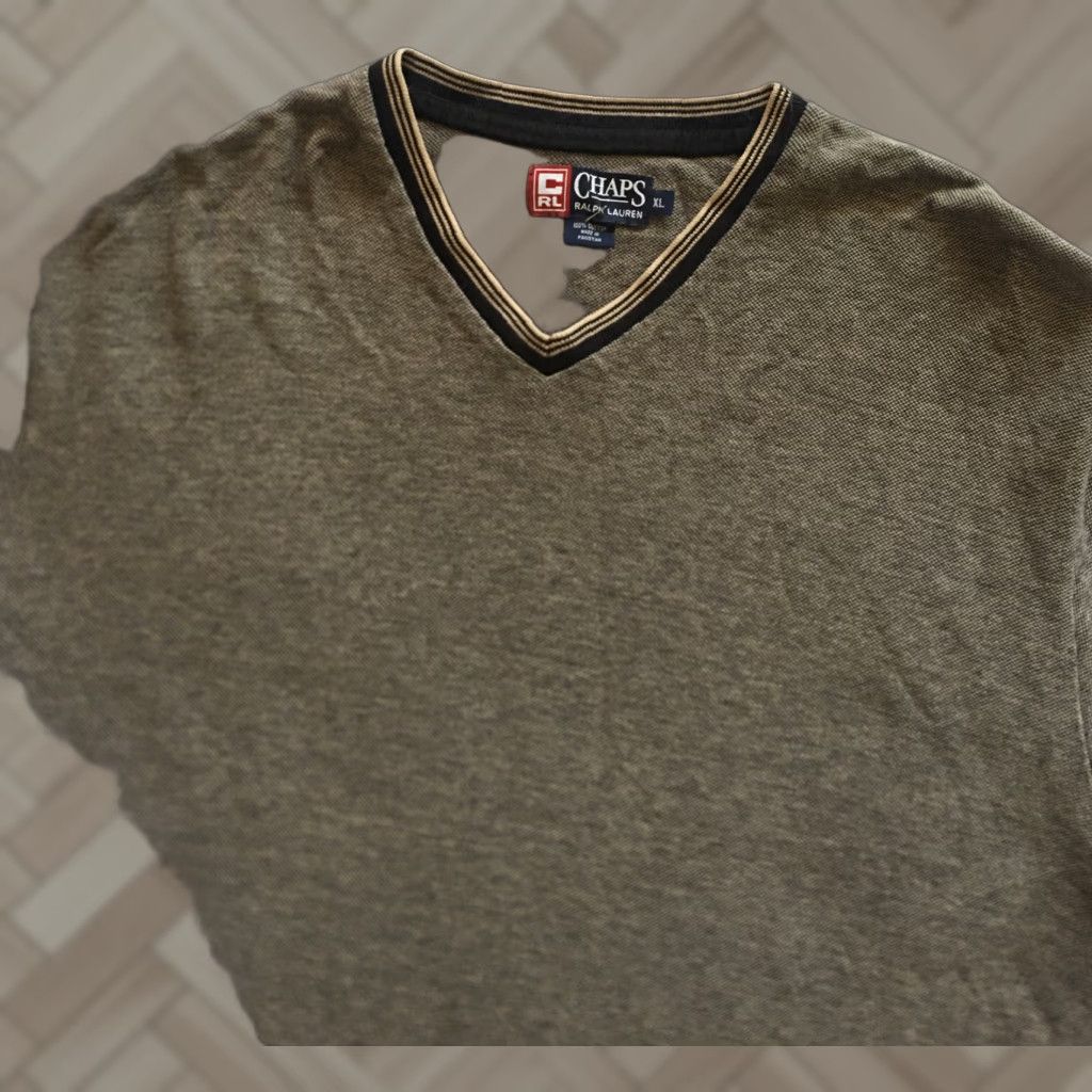 Ralph Lauren Chaps Ralph Lauren Polo Shirt XL Gray V-Neck Short Sleeve Men Polo Shirt B8 Regular Fit Size US XL / EU 56 / 4 - 1 Thumbnail