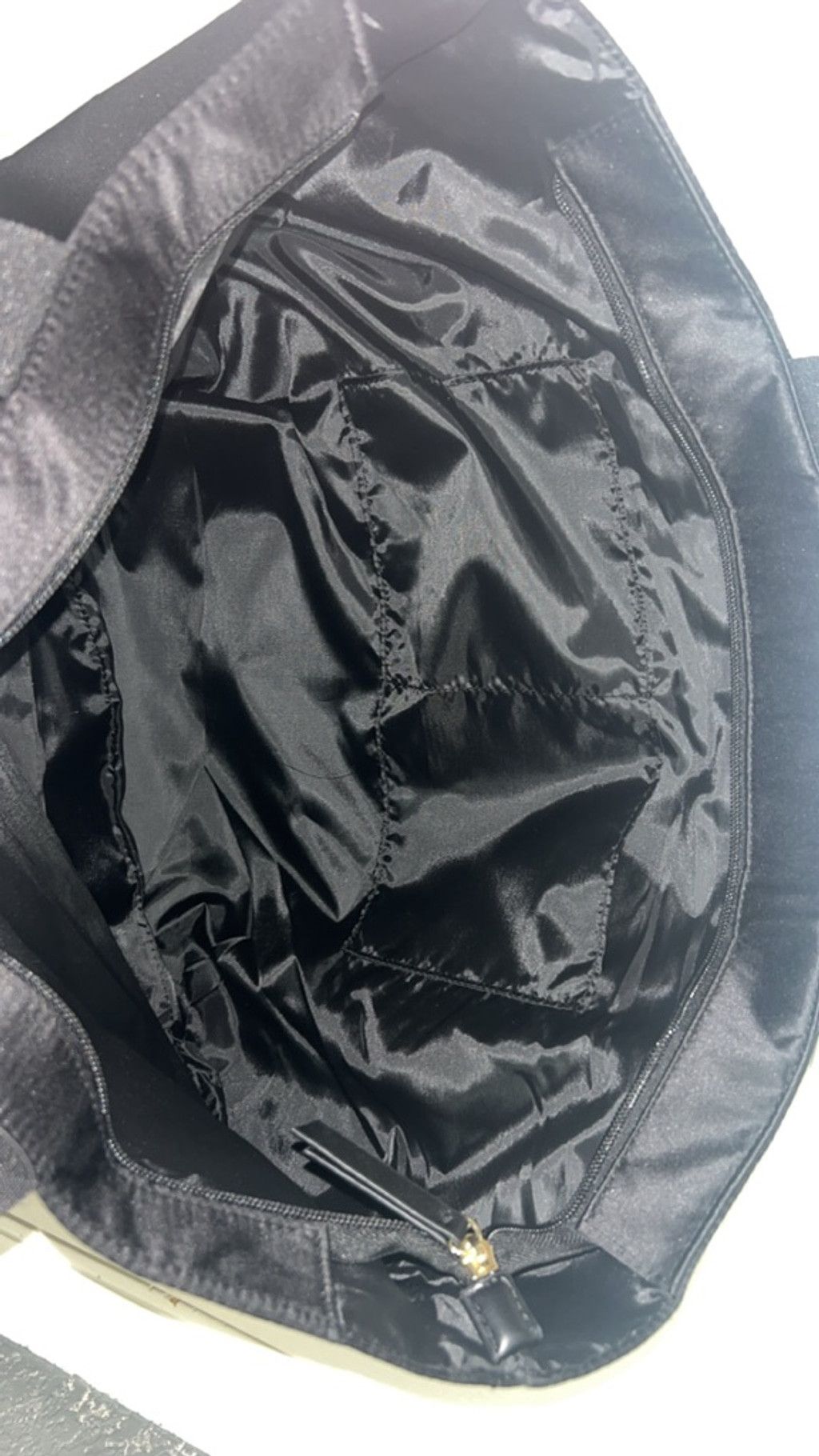 Victoria's Secret Women's Victoria's Secret Black Gold Fashion Show 2025 Tote Size ONE SIZE - 4 Thumbnail