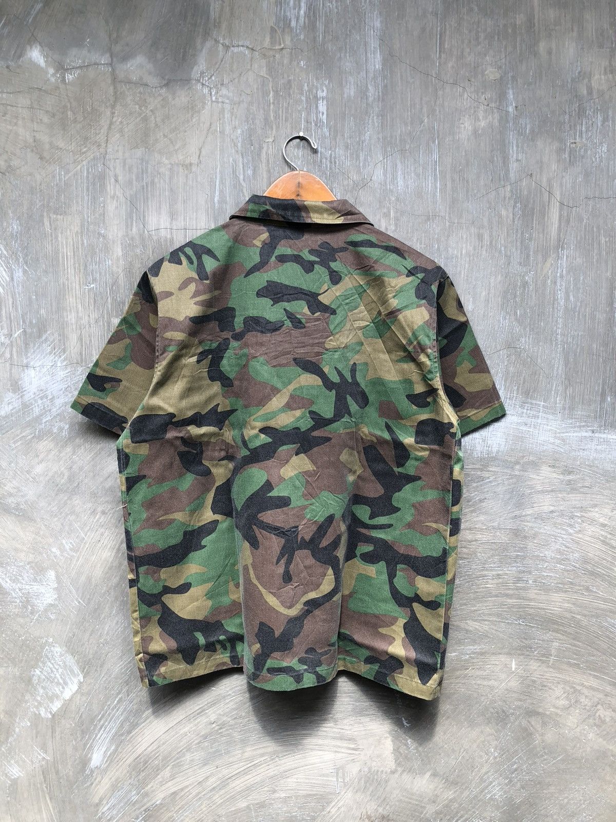 Japanese Brand Unknown - Army Men Button Up Shirt Size US L / EU 52-54 / 3 - 6 Thumbnail
