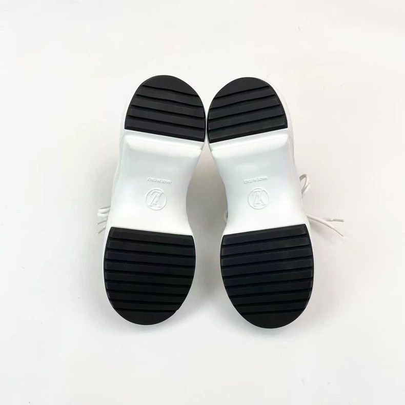 Louis Vuitton Louis Vuitton Archlight black and white arch bridge dad sh Size US 5.5 / EU 38 - 7 Thumbnail