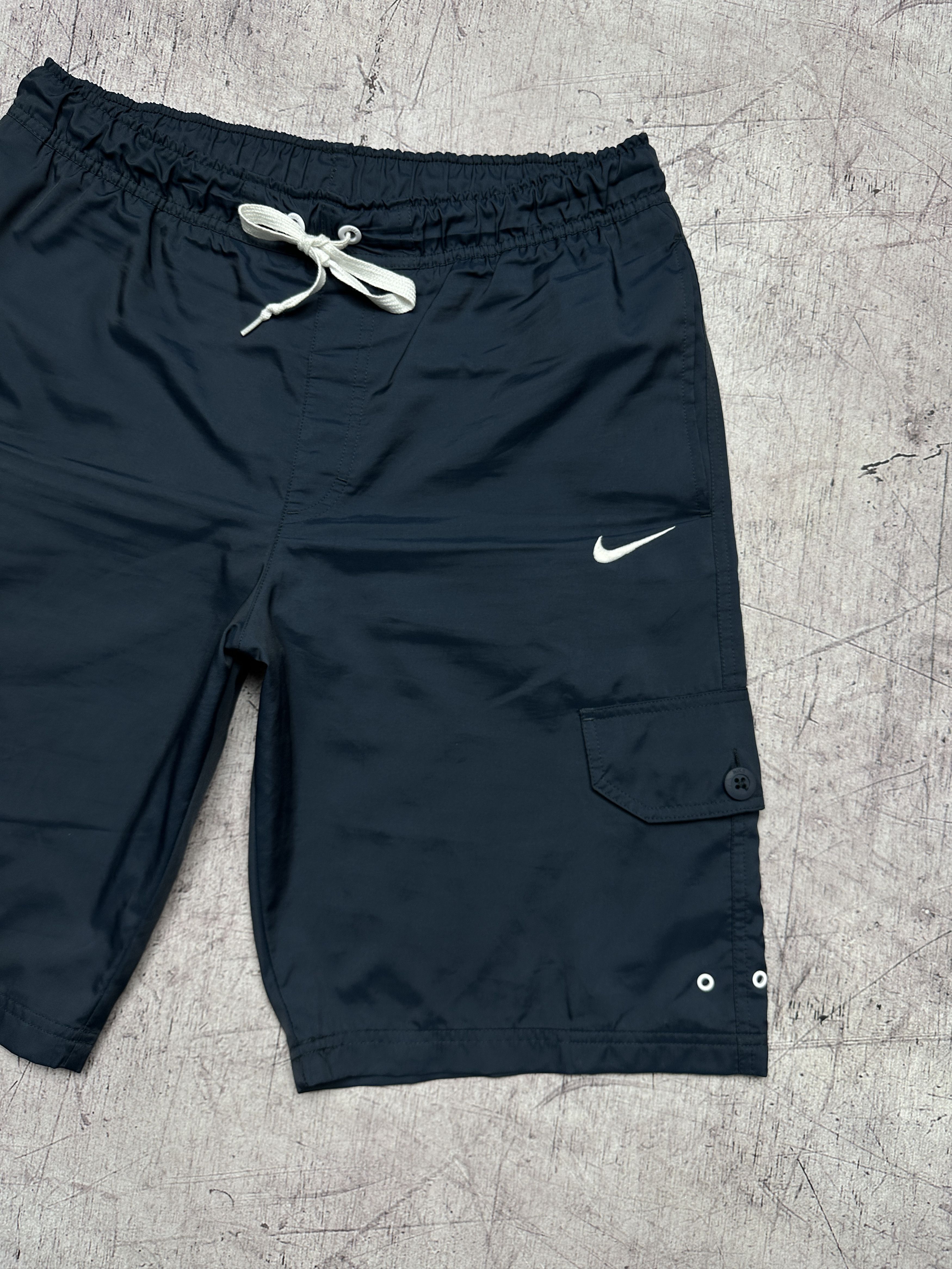 Nike Nike Mens Nylon Cargo Shorts Size US 32 / EU 48 - 2 Thumbnail
