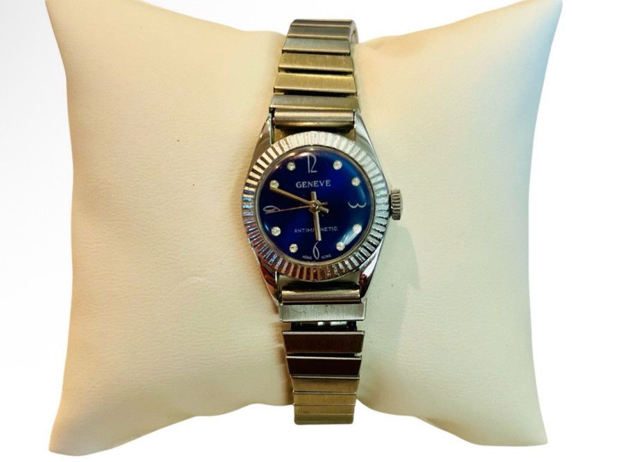 Pulsar VTG Universal Geneve Ladies Watch – Blue Dial, Antimagnetic Size ONE SIZE - 1 Thumbnail