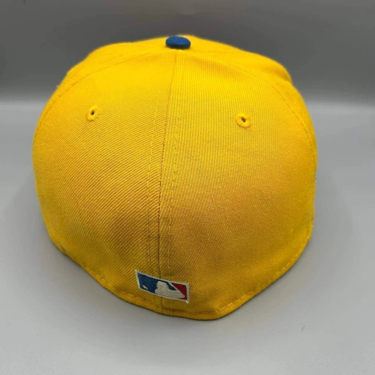 New Era San Francisco Giants Hat Men 7 1/2 Yellow Blue MLB Fitted Size ONE SIZE - 9 Thumbnail
