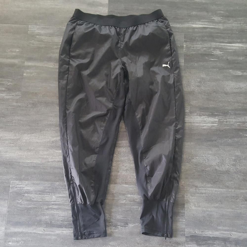Puma Black Matte Puma Dry Cell Athletic Capri Size 28" / US 6 / IT 42 - 1 Thumbnail