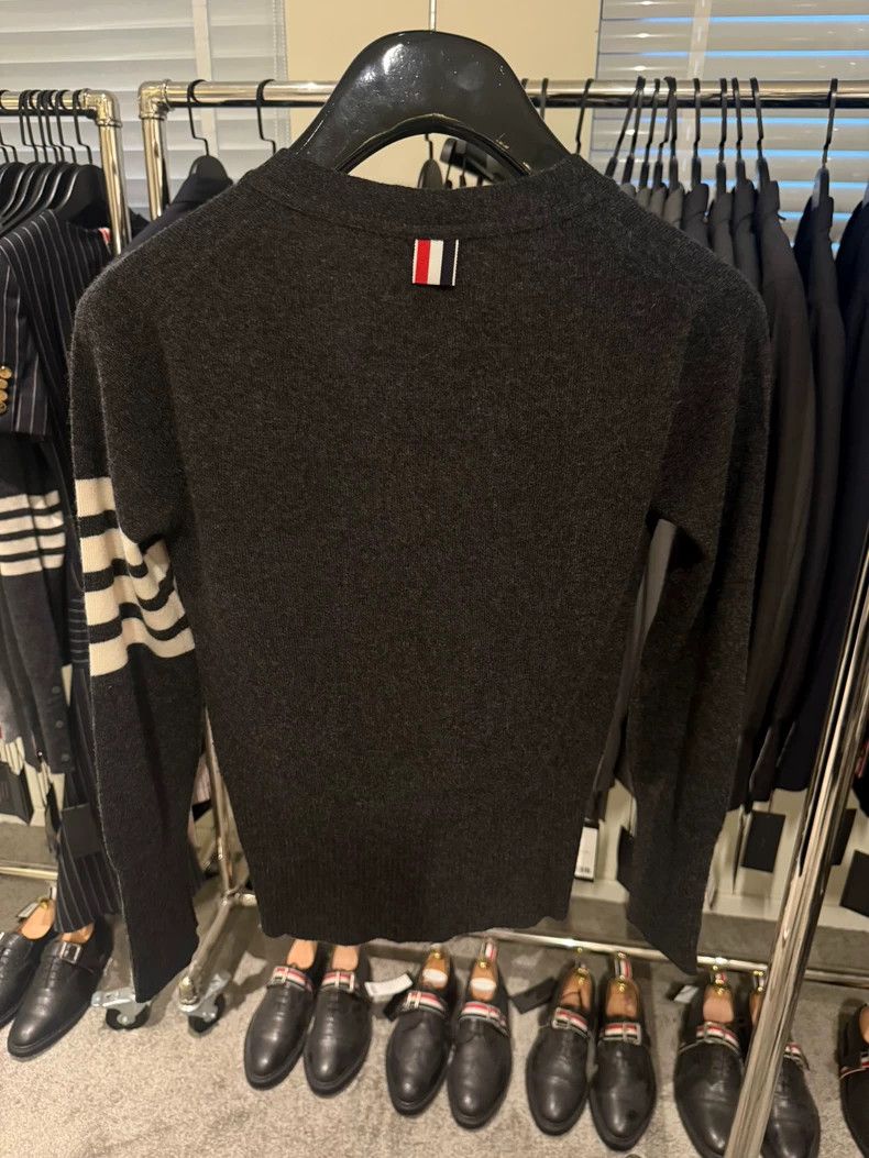 Thom Browne Thom Browne Cashmere cardigan Size S / US 4 / IT 40 - 2 Thumbnail