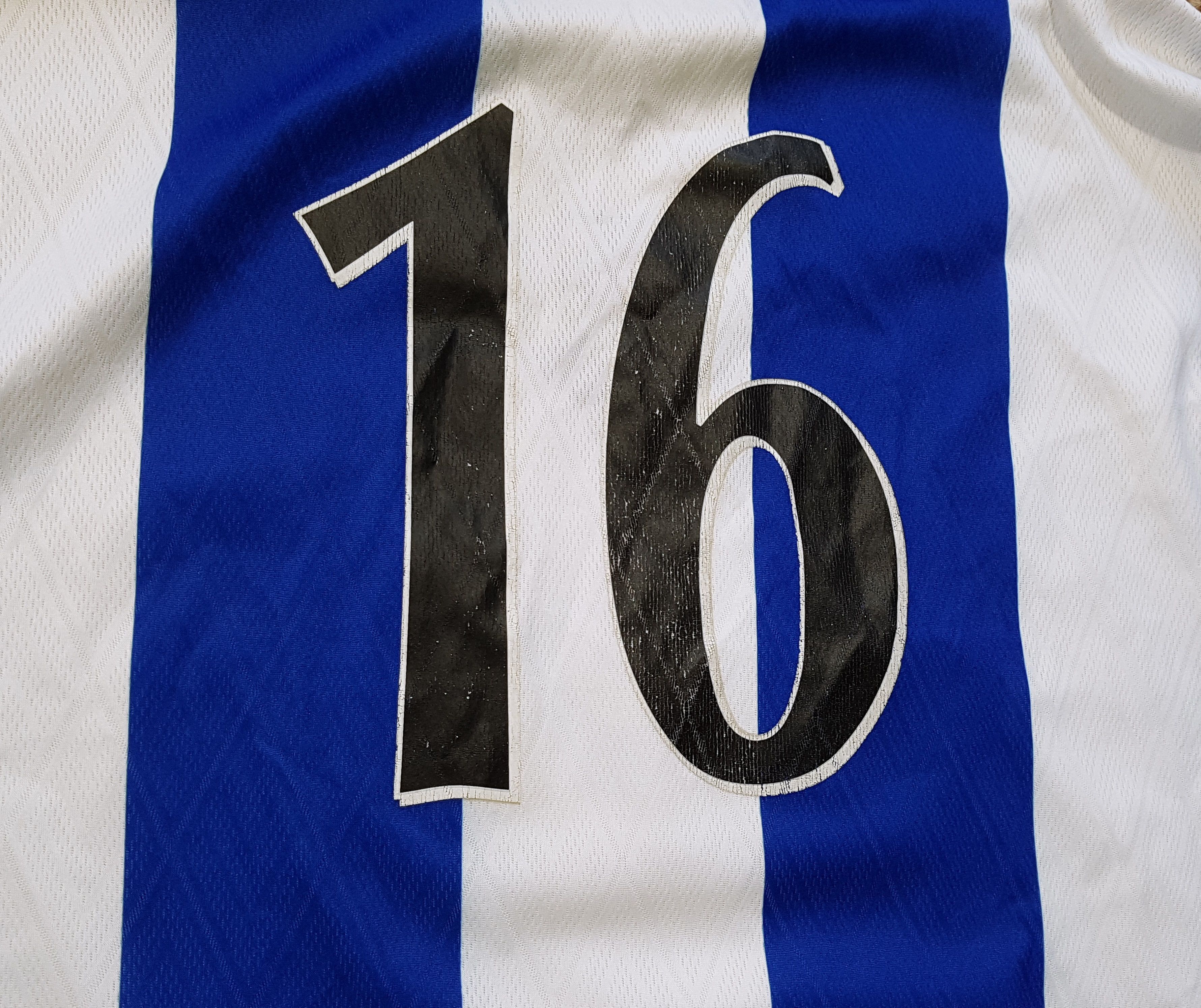 O'Neills Newry City O'Neills 1999-00 Vintage Football Soccer Jersey Size US L / EU 52-54 / 3 - 12 Thumbnail