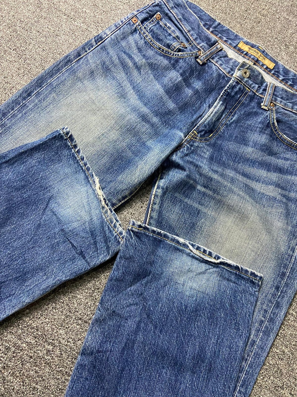 Japanese Brand × Vintage Original Basic Brand Regular Fit Bootcut Jeans (131) Size US 33 - 7 Thumbnail