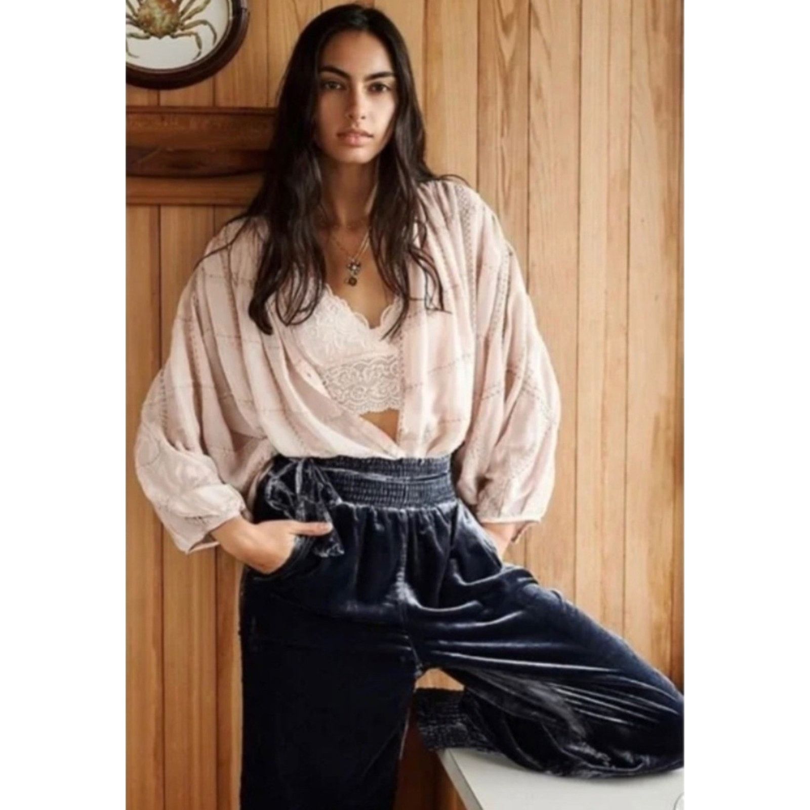 Anthropologie Anthropologie Gloria Blue Crushed velvet smocked joggers Mp Size 27" / US 4 / IT 40 - 1 Thumbnail