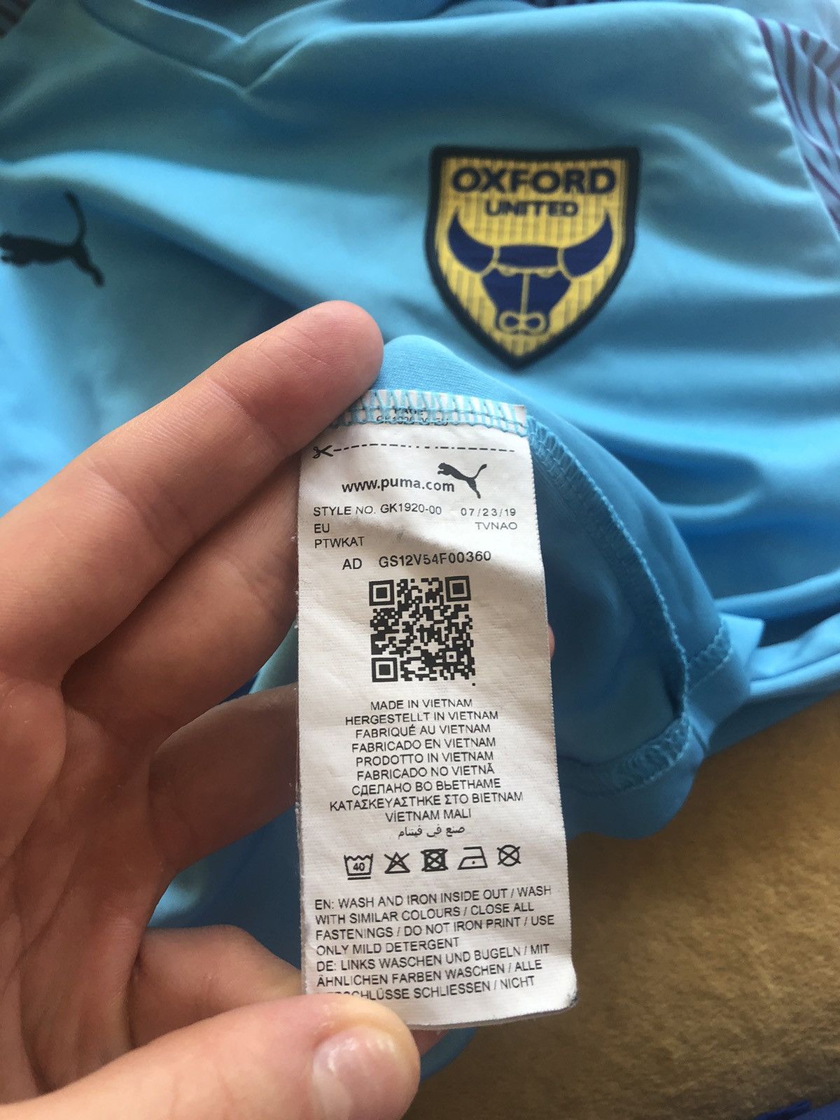 Puma RARE OXFORD UNITED PUMA FOOTBALL SOCCER JERSEY Size US XS / EU 42 / 0 - 5 Thumbnail