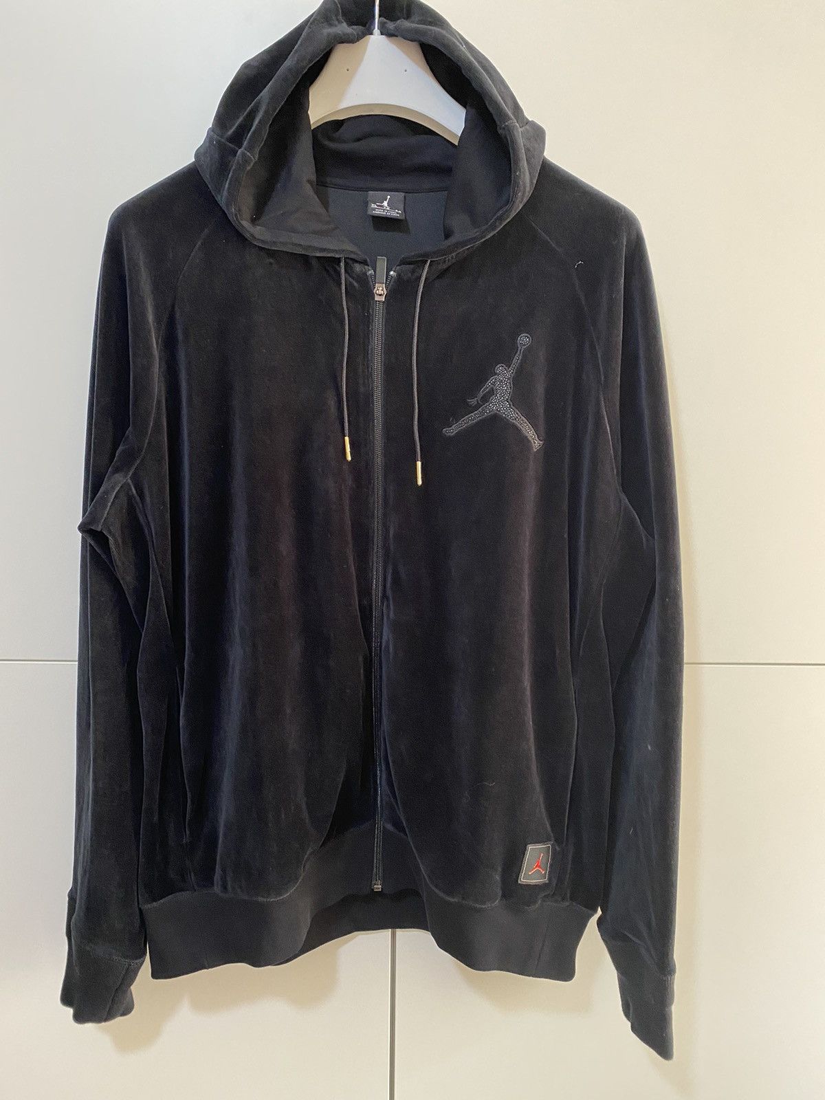 Jordan Brand Jordan X OVO Velour Tracksuit Sweatshirt, XL, black used, Size US XL / EU 56 / 4 - 1 Thumbnail