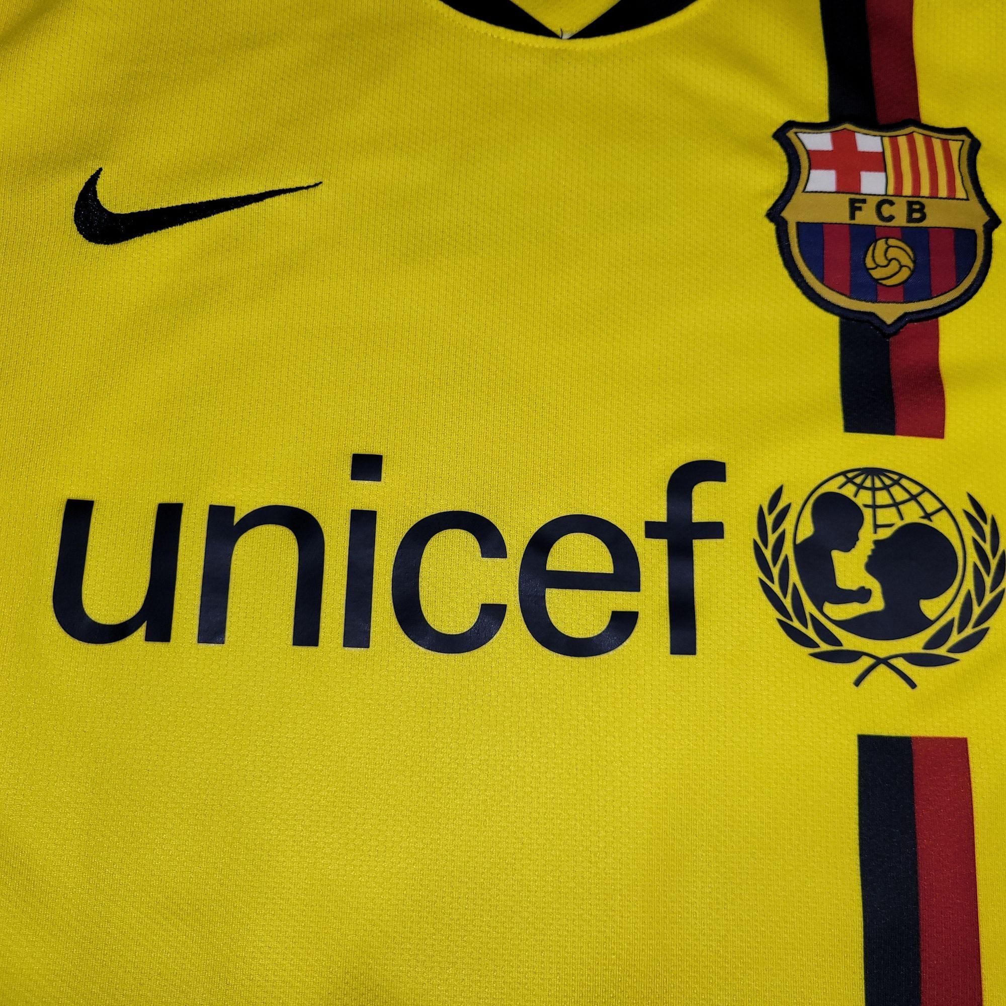 Nike Messi Barcelona TREBLE SEASON 2008 2009 Away Soccer Jersey S Size US M / EU 48-50 / 2 - 3 Thumbnail